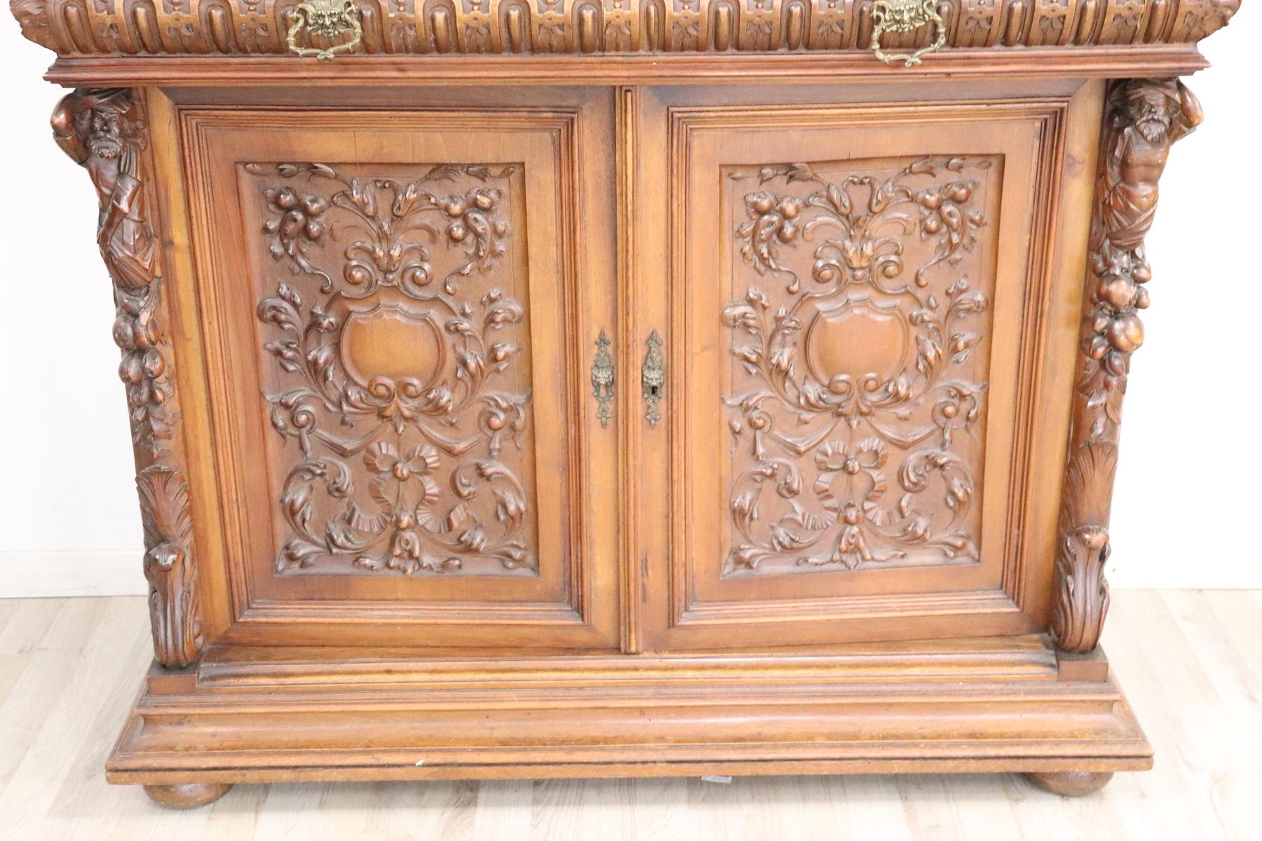 19th Century Italian Renaissance Style Walnut Carved Dining Room Set 11 Pieces 15