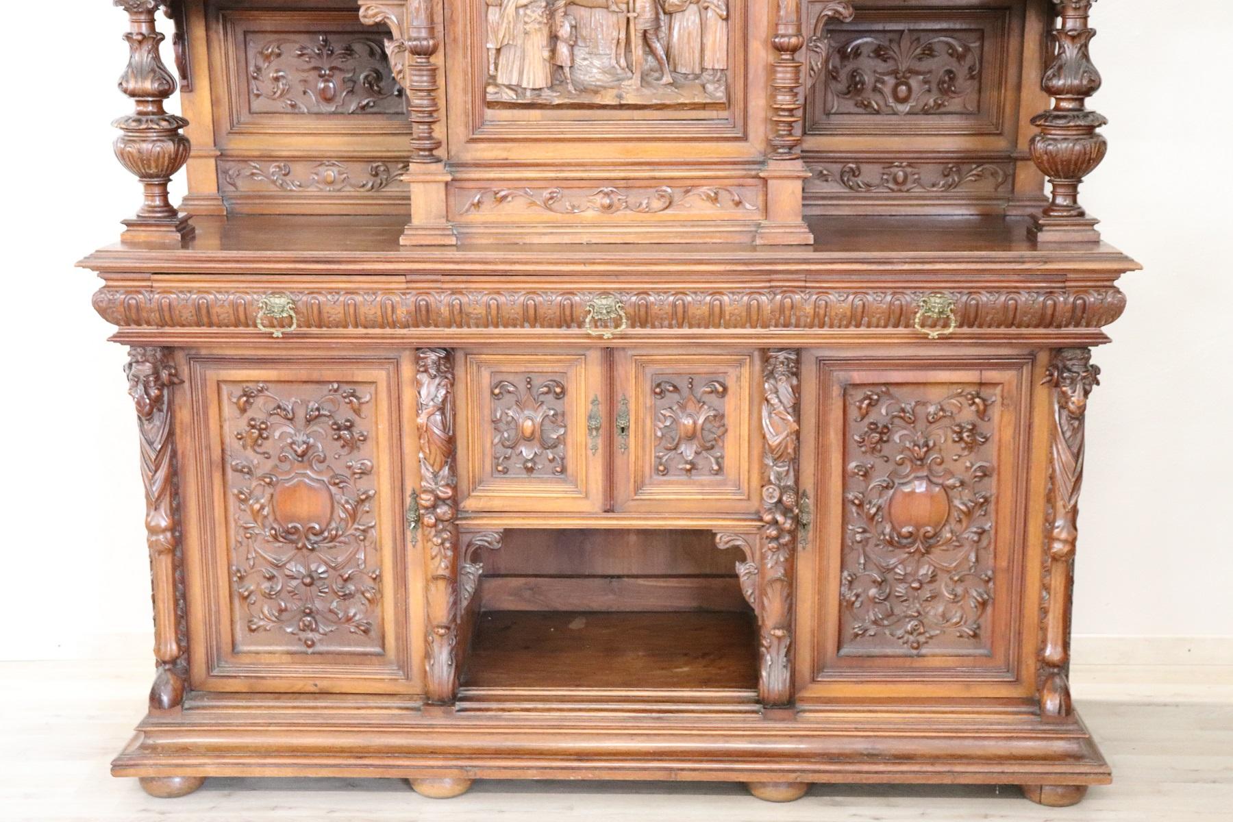 Late 19th Century 19th Century Italian Renaissance Style Walnut Carved Dining Room Set 11 Pieces