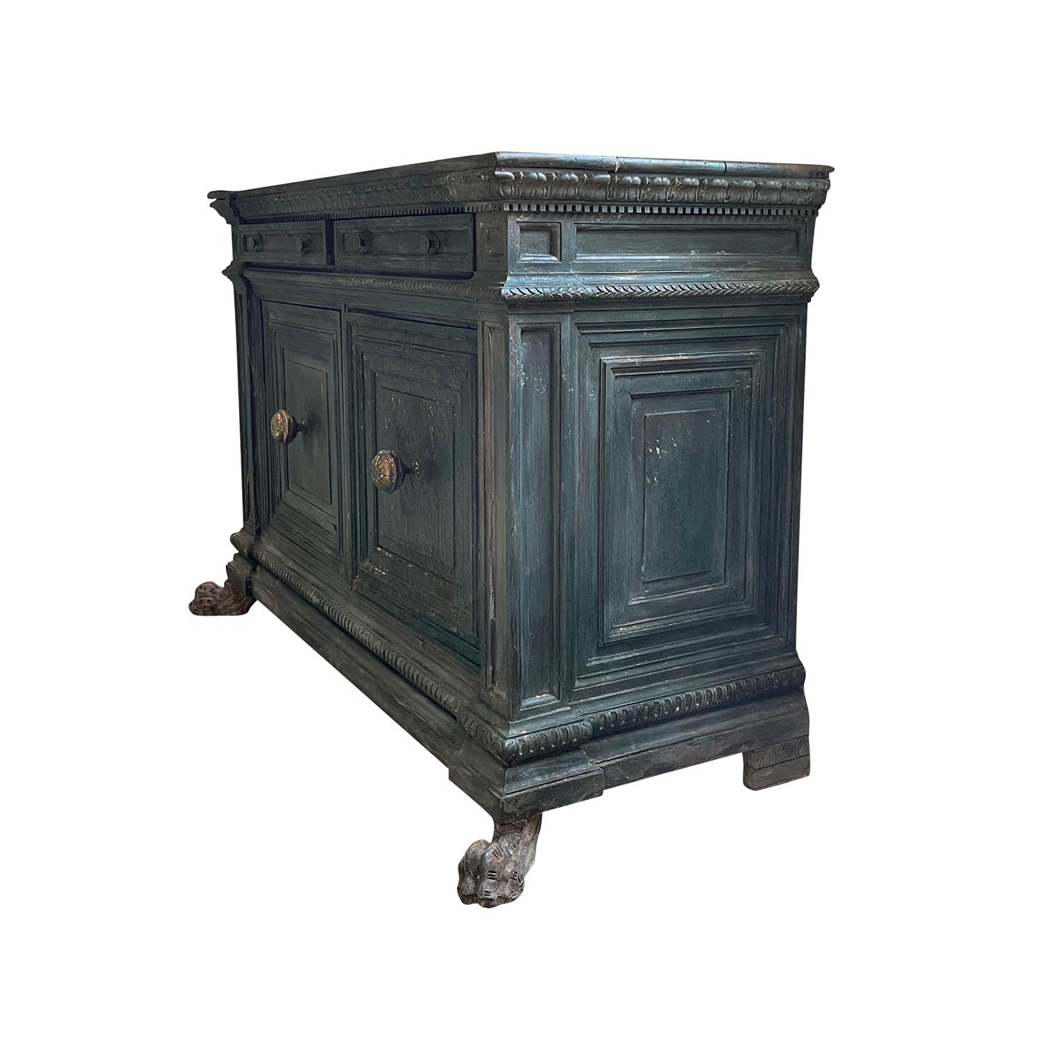 19th Century Italian Renaissance Style Walnut Commode - Antique Tuscan Credenza For Sale 2