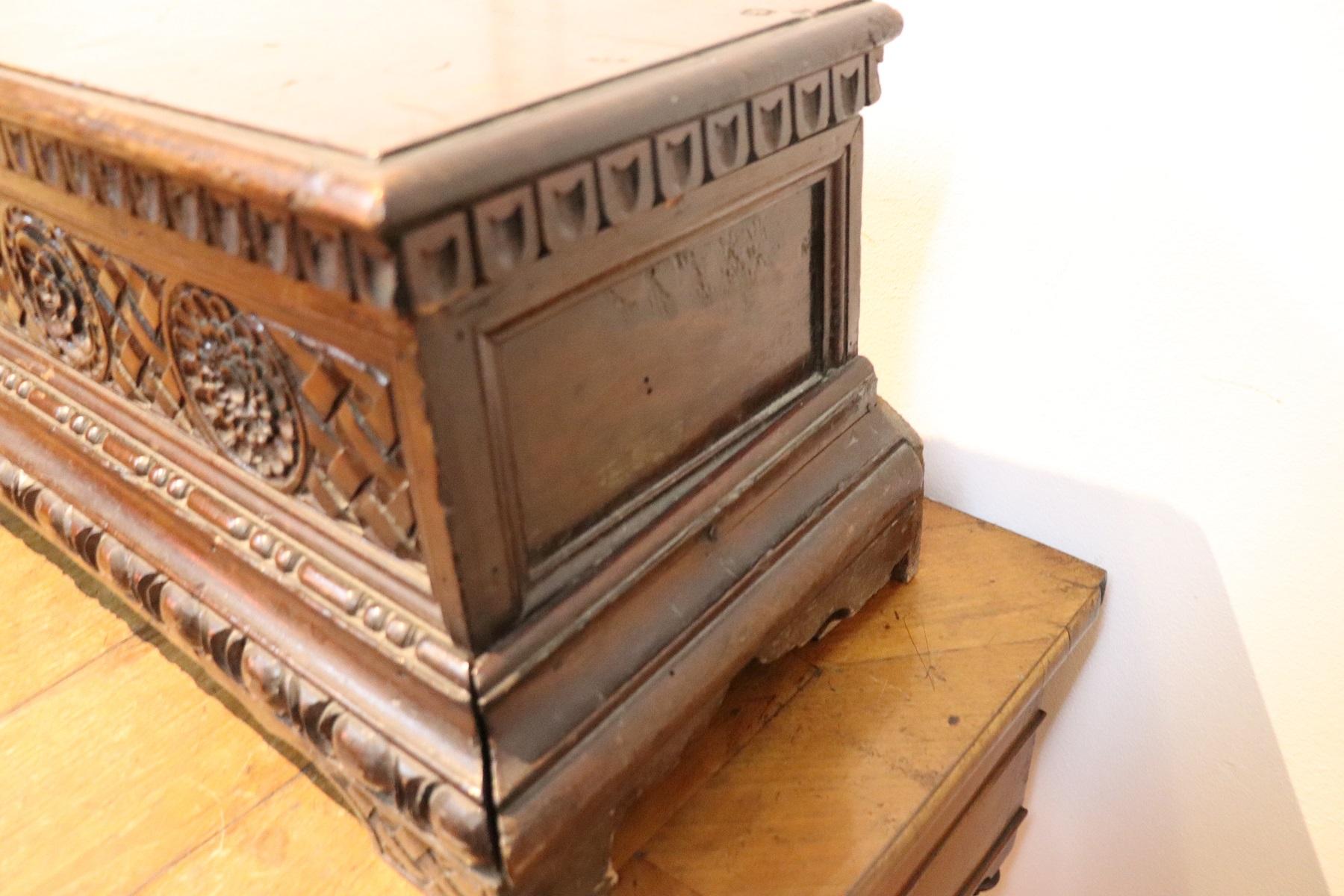 19th Century Italian Renaissance Walnut Carved Miniature Blanket Chest or Coffer For Sale 1