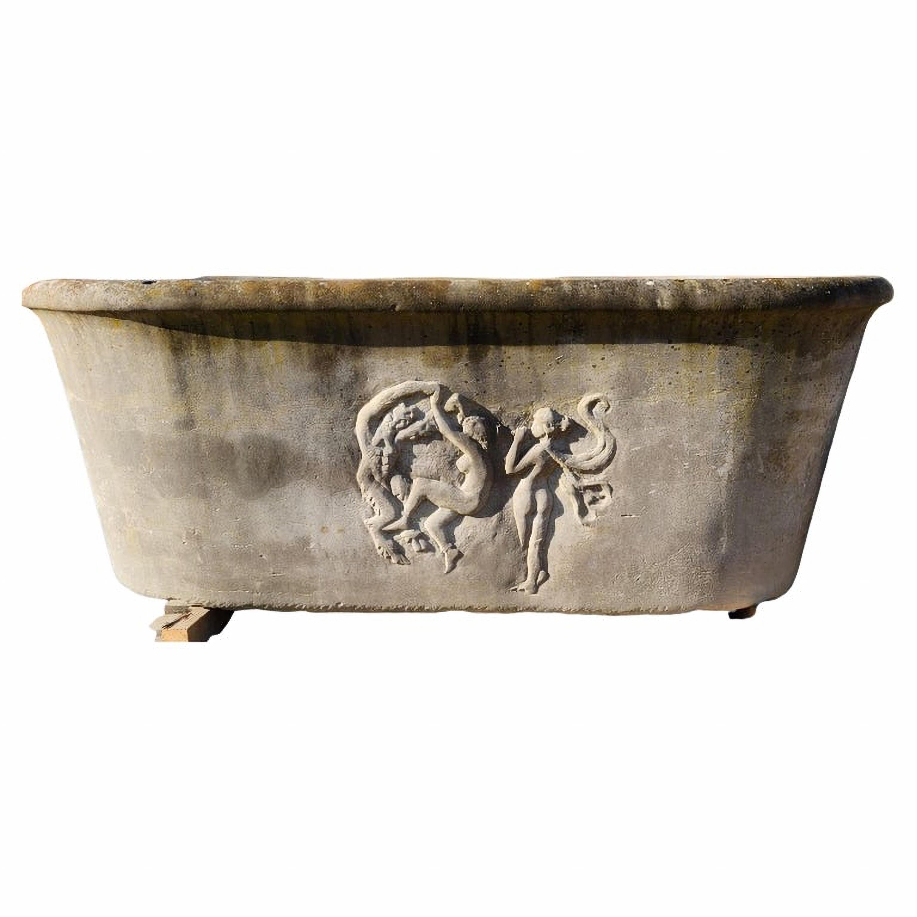 19th Century Italian Ringed Double Sided Stone Tub In Good Condition For Sale In Madrid, ES