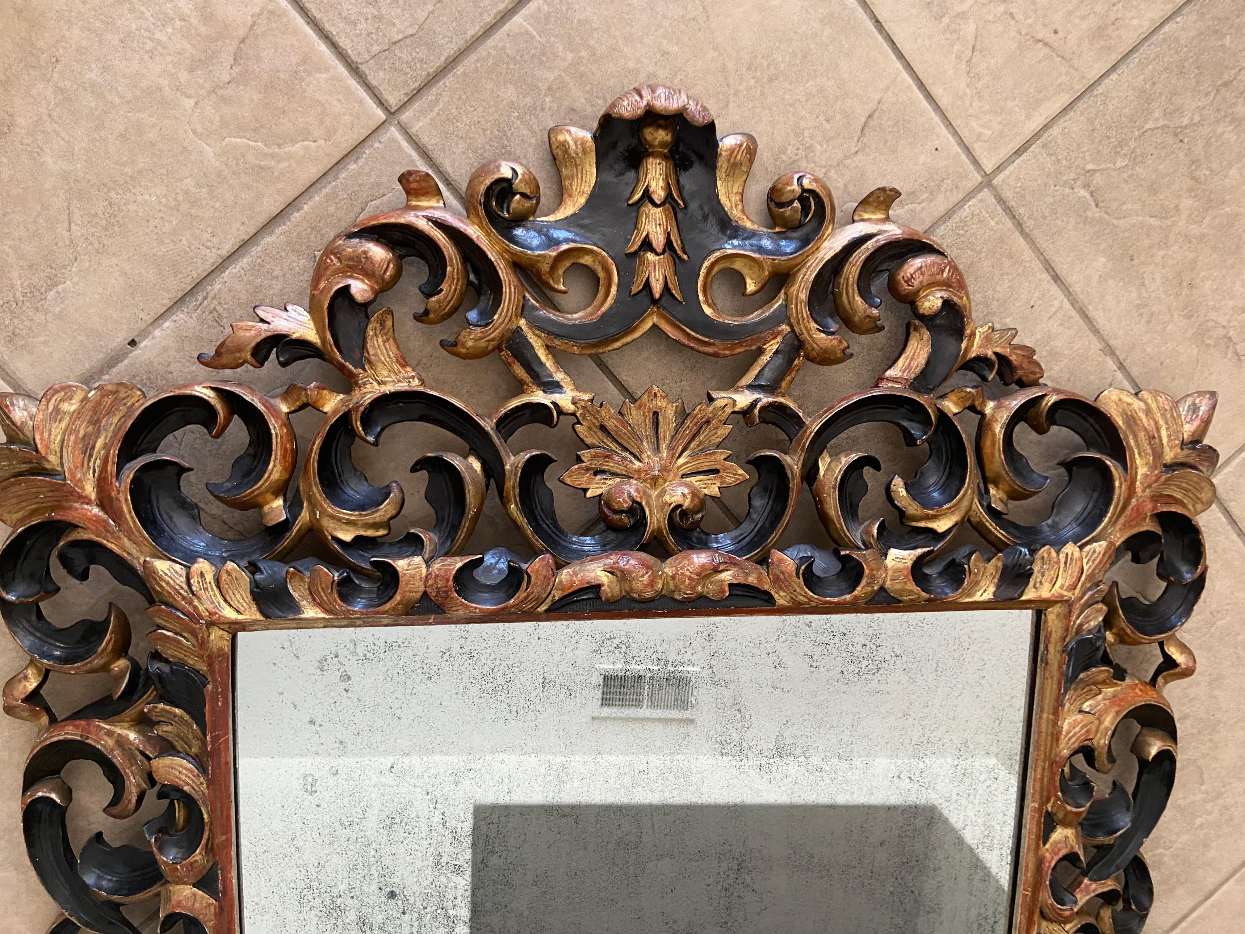 19th Century Italian Rococo Gilt Wood Wall Mirror For Sale 7
