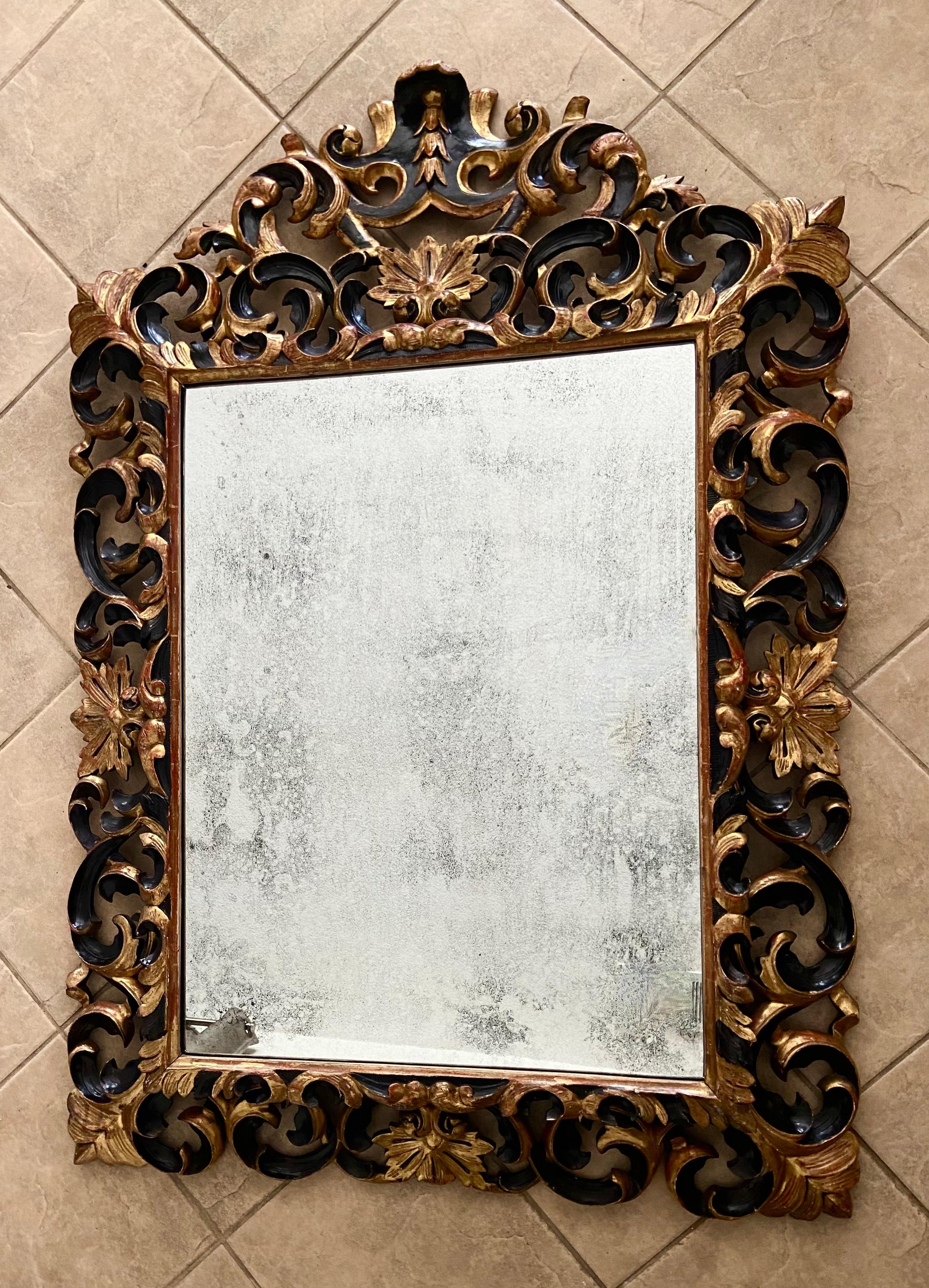 19th Century Italian Rococo Gilt Wood Wall Mirror In Good Condition For Sale In Palm Springs, CA
