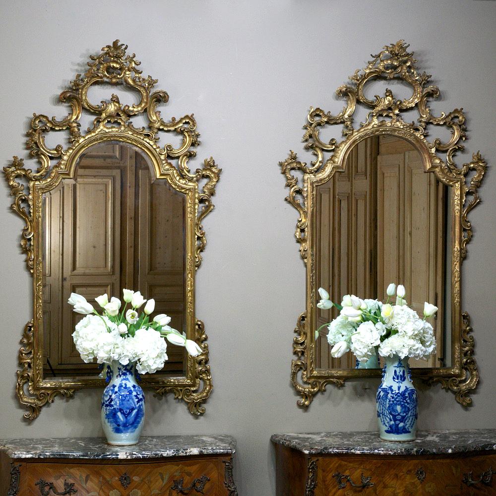 Rococo Revival 19th Century Italian Rococo Hand Carved Giltwood Mirror