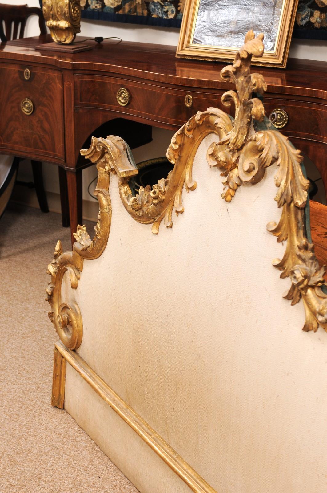 19th Century Italian Rococo Style Carved Giltwood Headboard with Linen Upholster For Sale 7