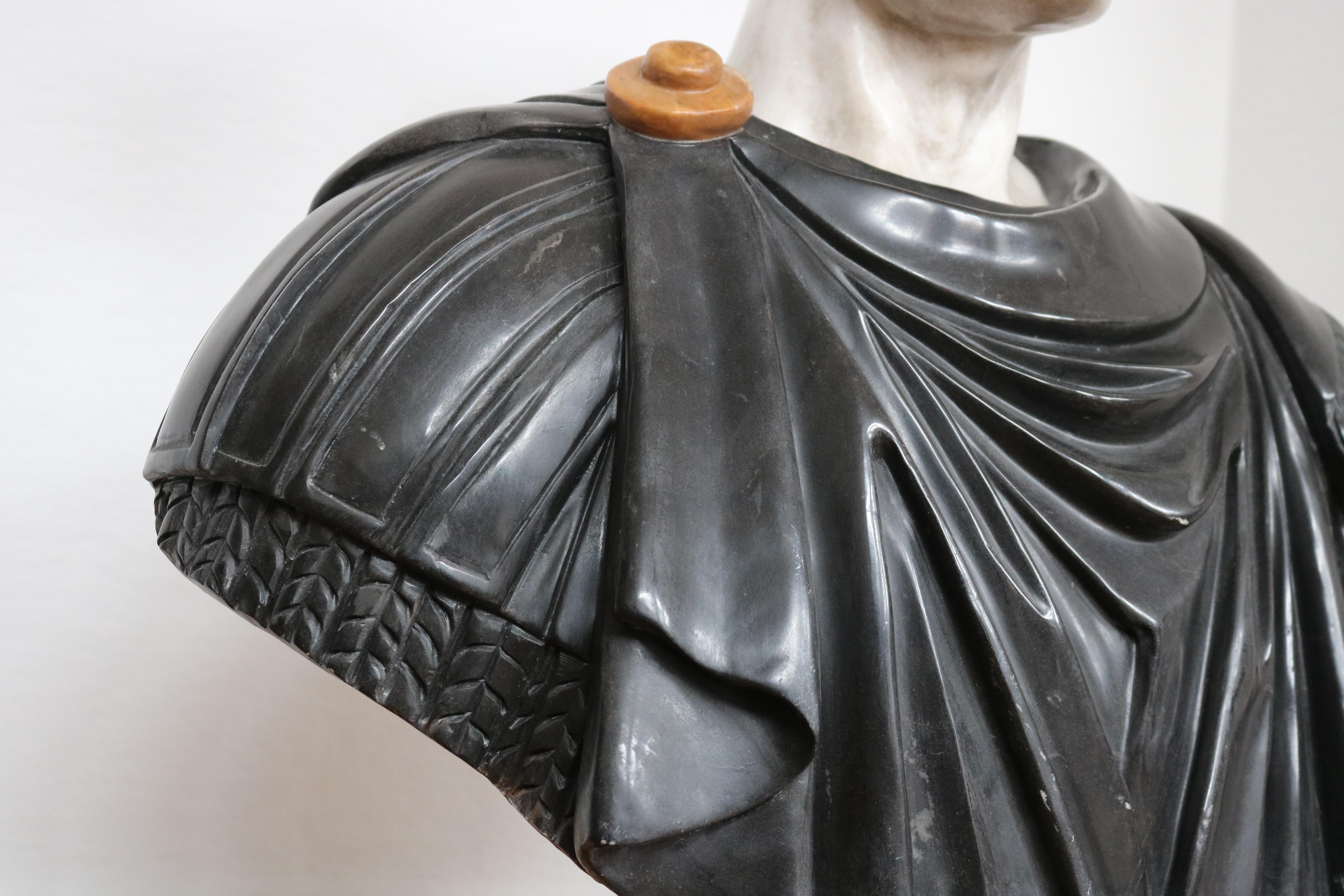 Néo-Renaissance Buste de Vanitas romain italien du 19ème siècle en marbre Memento Mori de style néo-Renaissance en vente