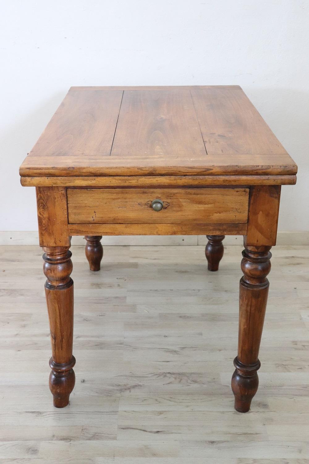 19th Century Italian Rustic Kitchen Table in Poplar Wood with Opening Top 1