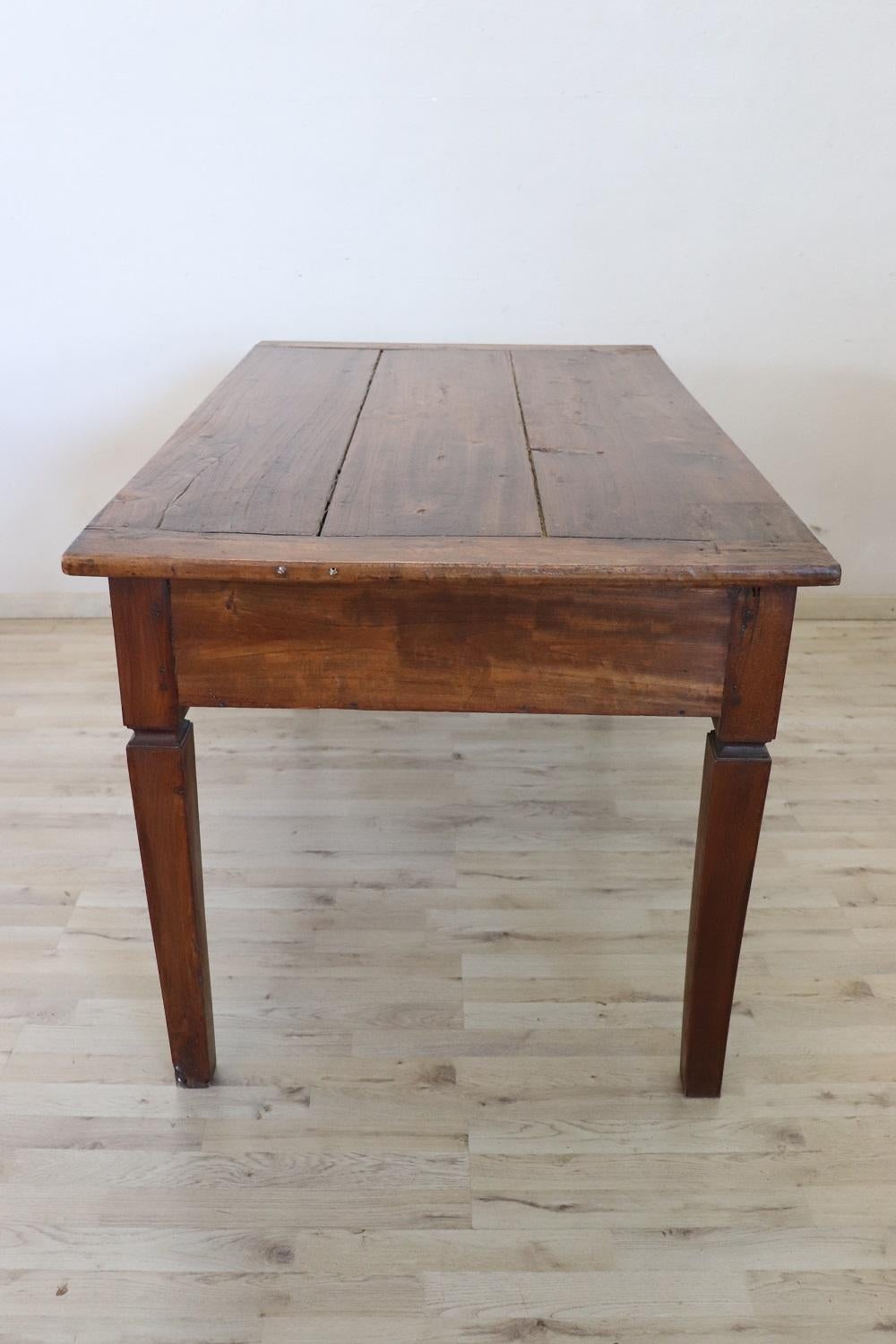 19th Century Italian Rustic Kitchen Table or Writing Table in Poplar Wood  For Sale 3