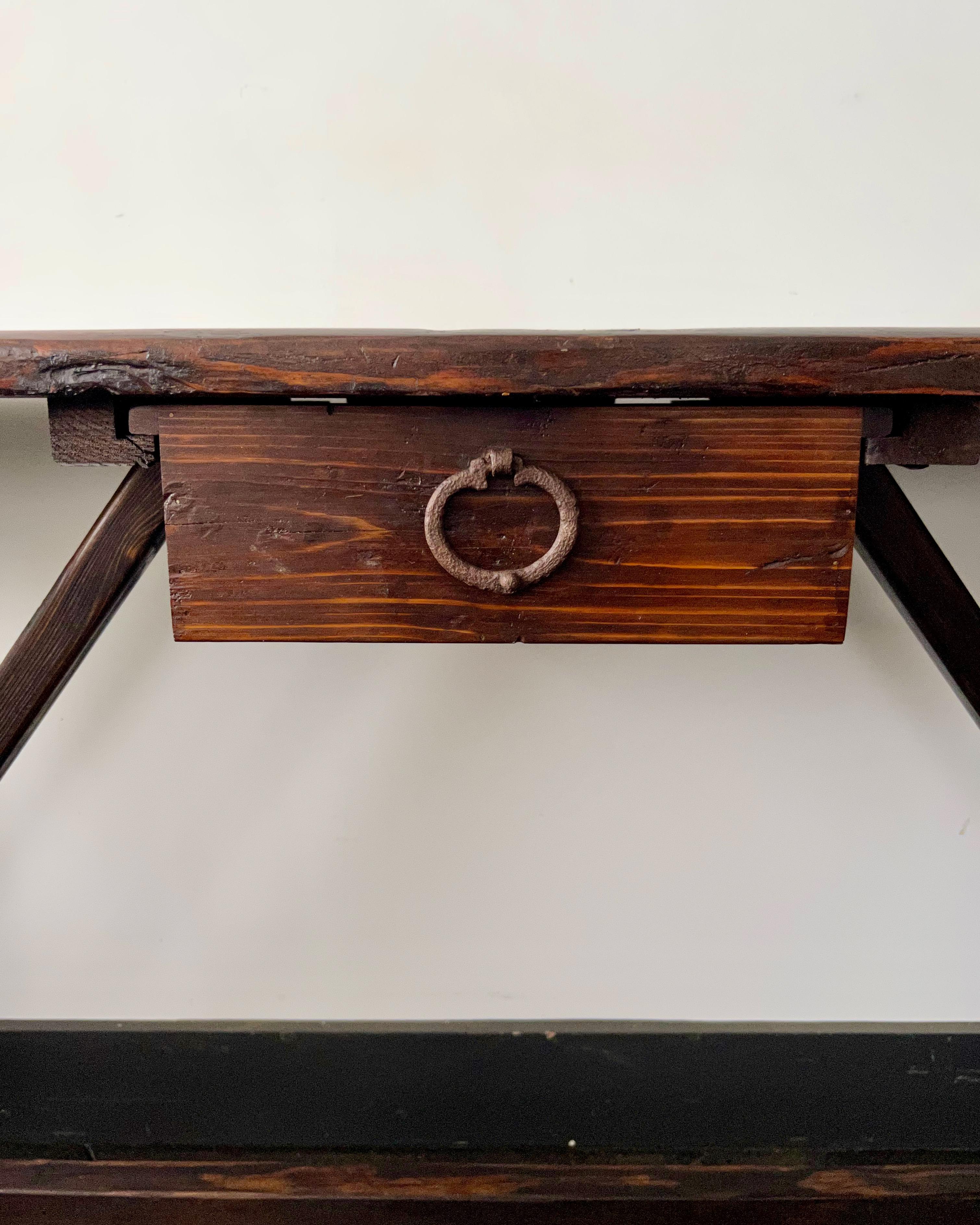 19th century Italian Rustic Oak Console With a Single Drawer 1