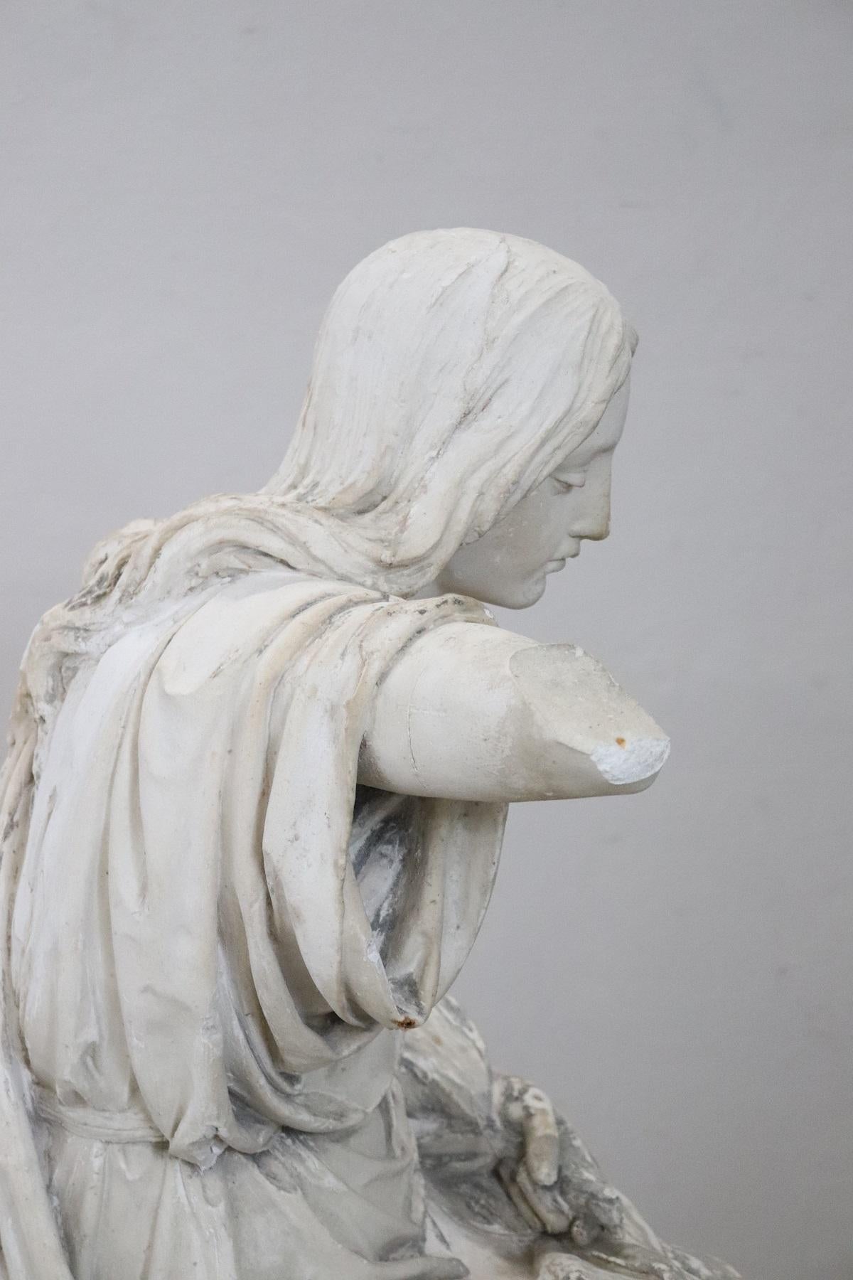19th Century Italian Sculpture in Plaster Young Girl on a Wooden Base 9
