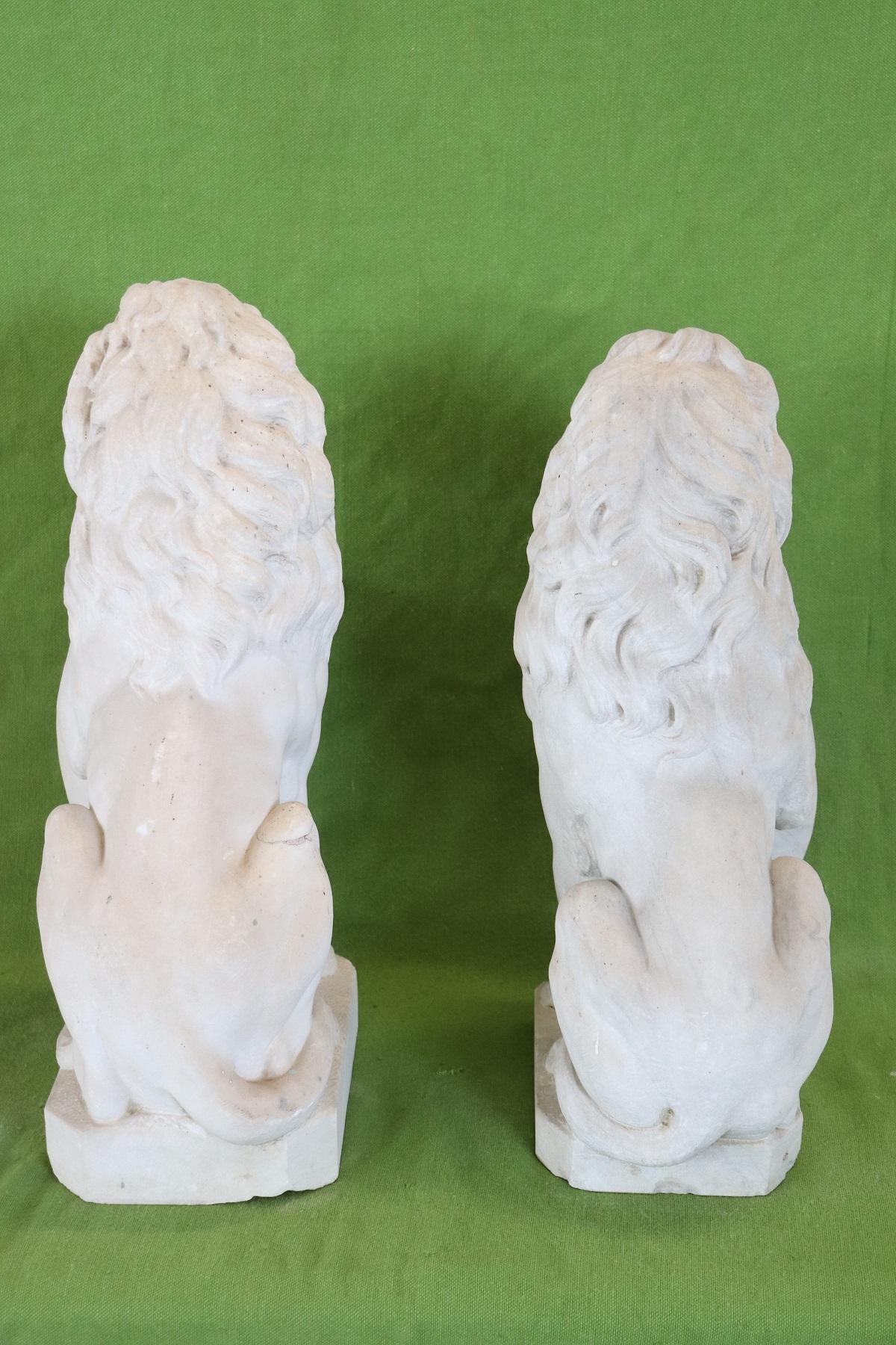 19th Century Italian Sculpture in White Marble of Carrara Pair of Lions 7