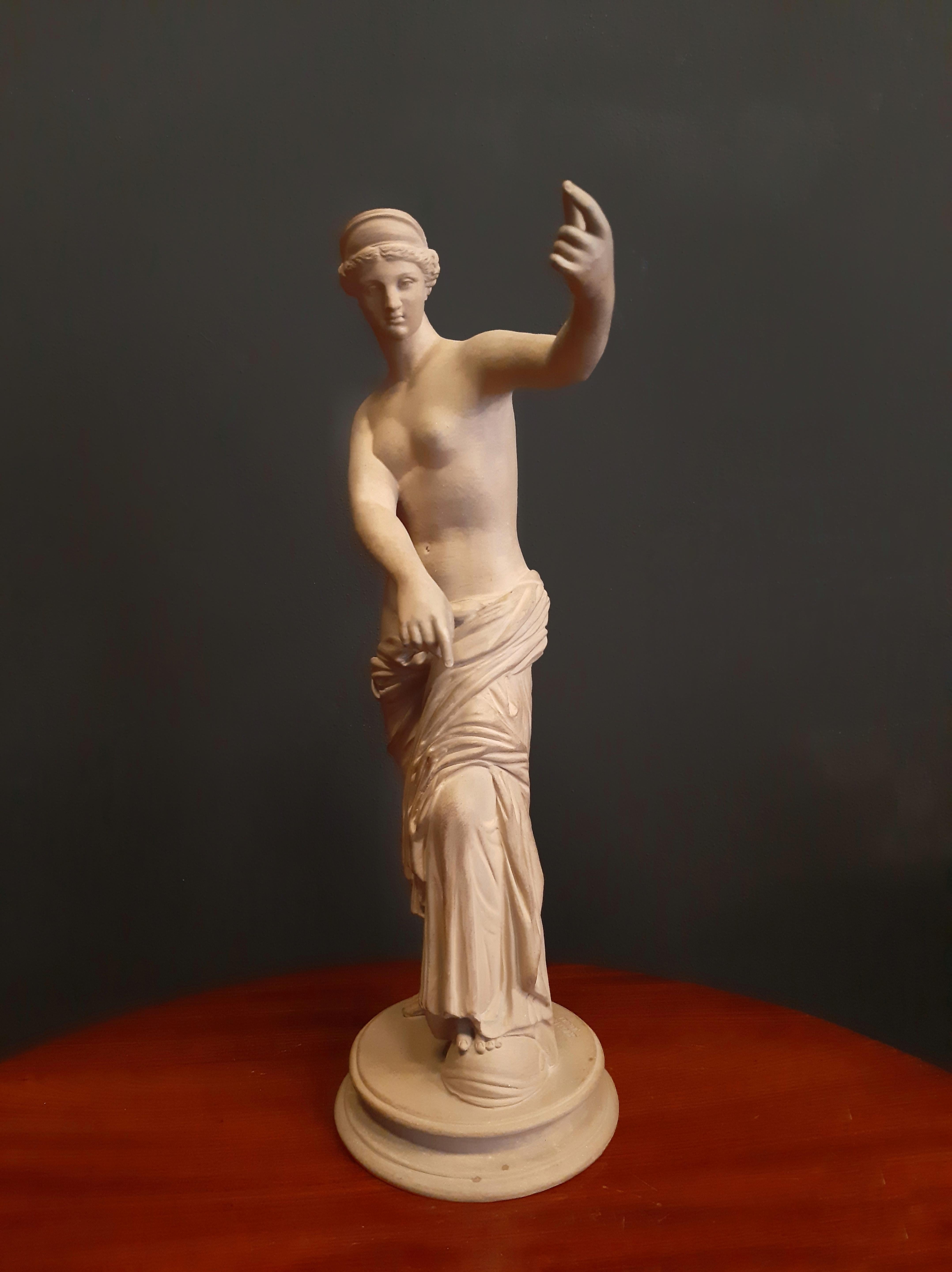 Italienische Skulptur des 19. Jahrhunderts, Venus von Capua, Terrakotta, Chiurazzi im Angebot 4