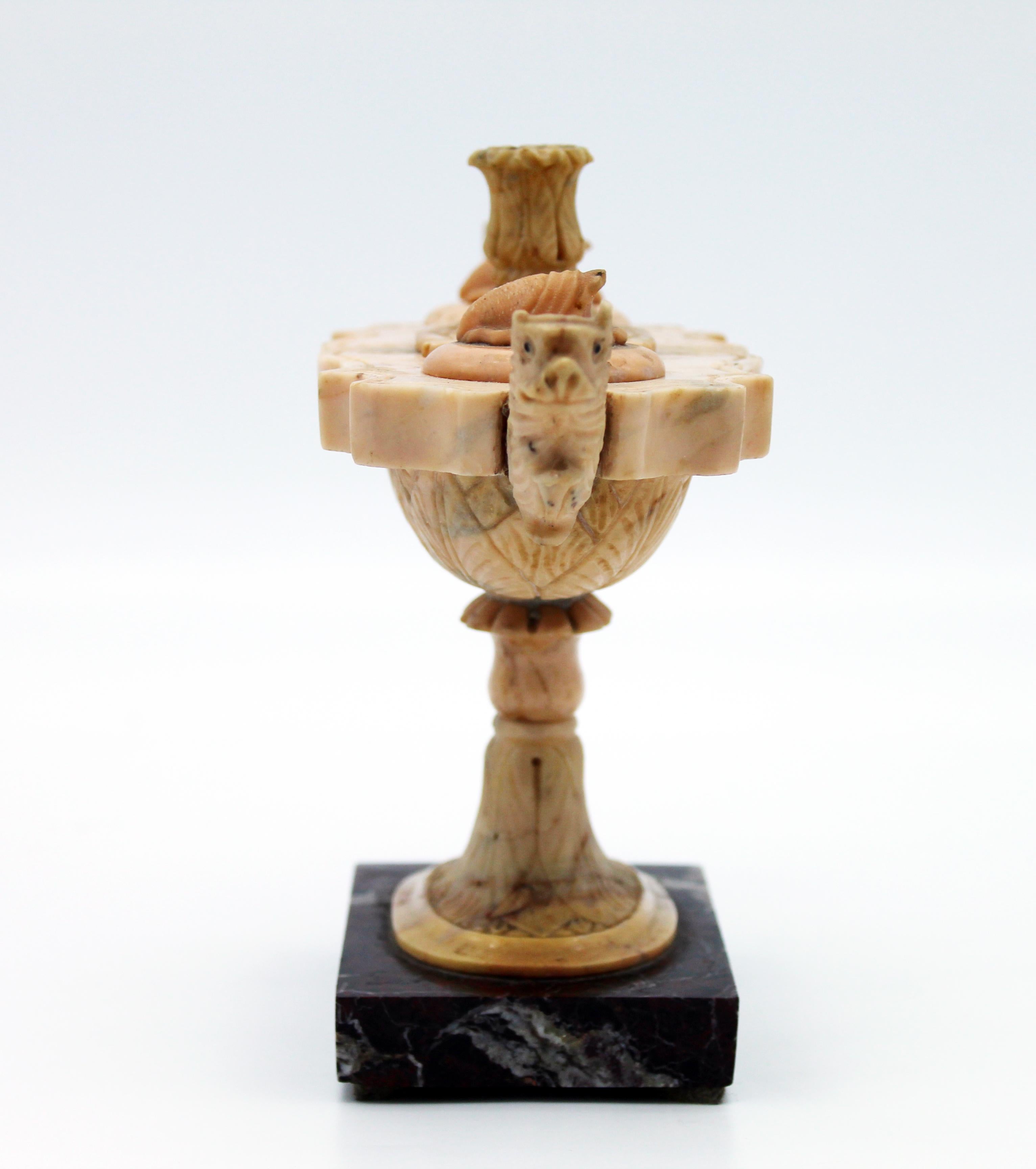 Hand-Carved 19th Century Italian Sculpture Yellow Marble Oil Lamp Grand Tour Boschetti For Sale