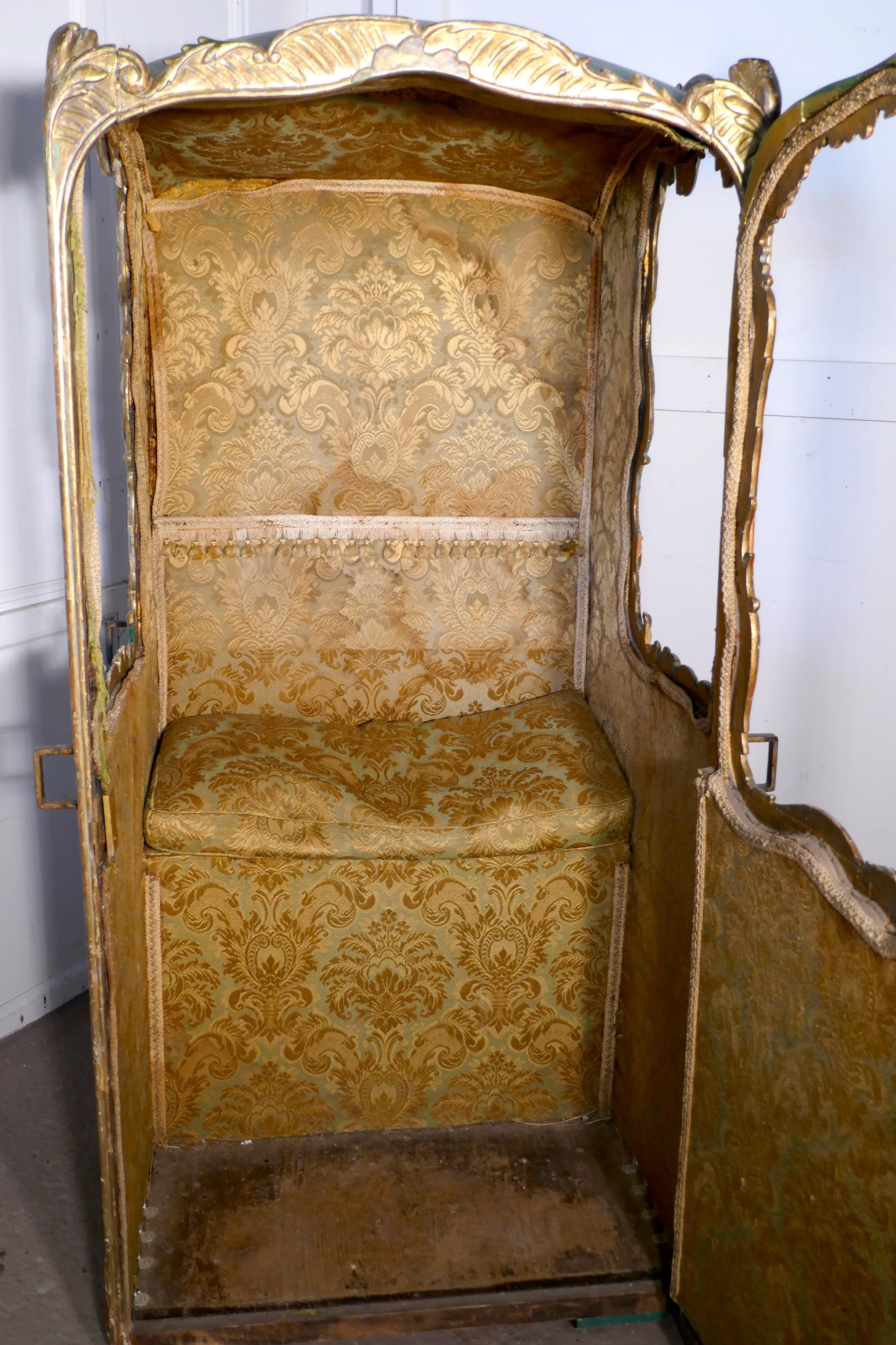 Milieu du XIXe siècle Chaise de Sedan italienne du 19ème siècle      en vente