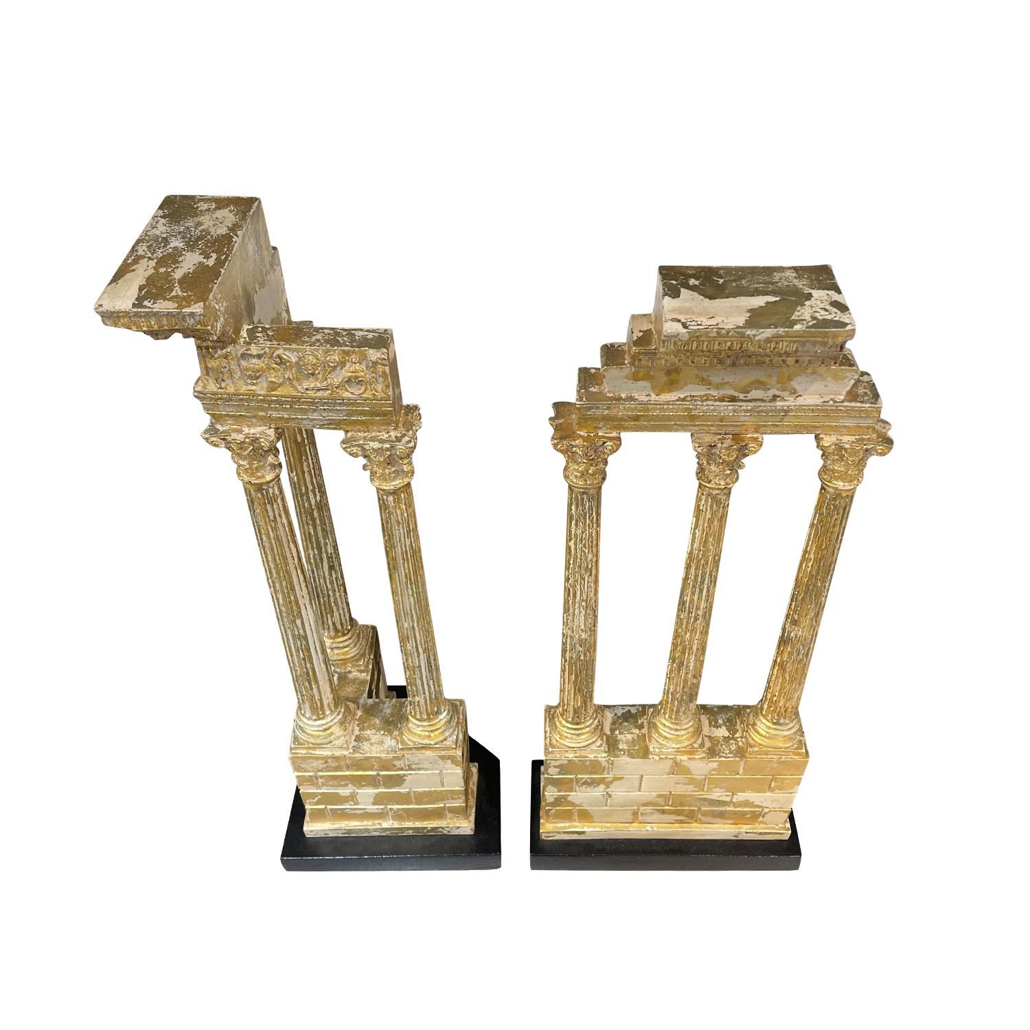 Italienisches Set antiker vergoldeter Steinfragmente, Säulen, 19. Jahrhundert (Vergoldet) im Angebot
