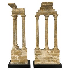 Ensemble italien du 19ème siècle de fragments de pierres dorées anciennes, colonnes