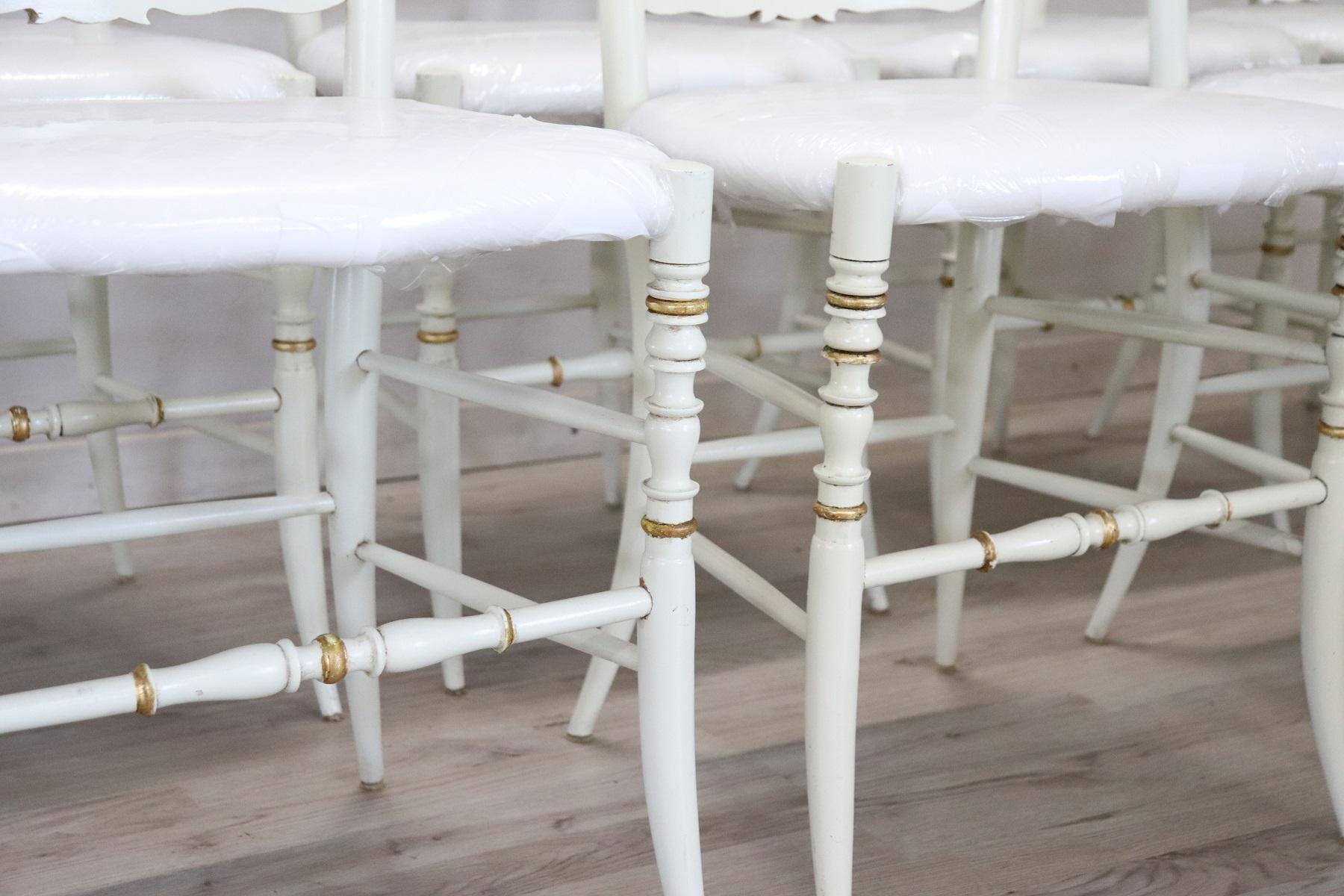 19th Century Italian Set of eight Turned and Lacquered Famous Chiavari Chairs 8