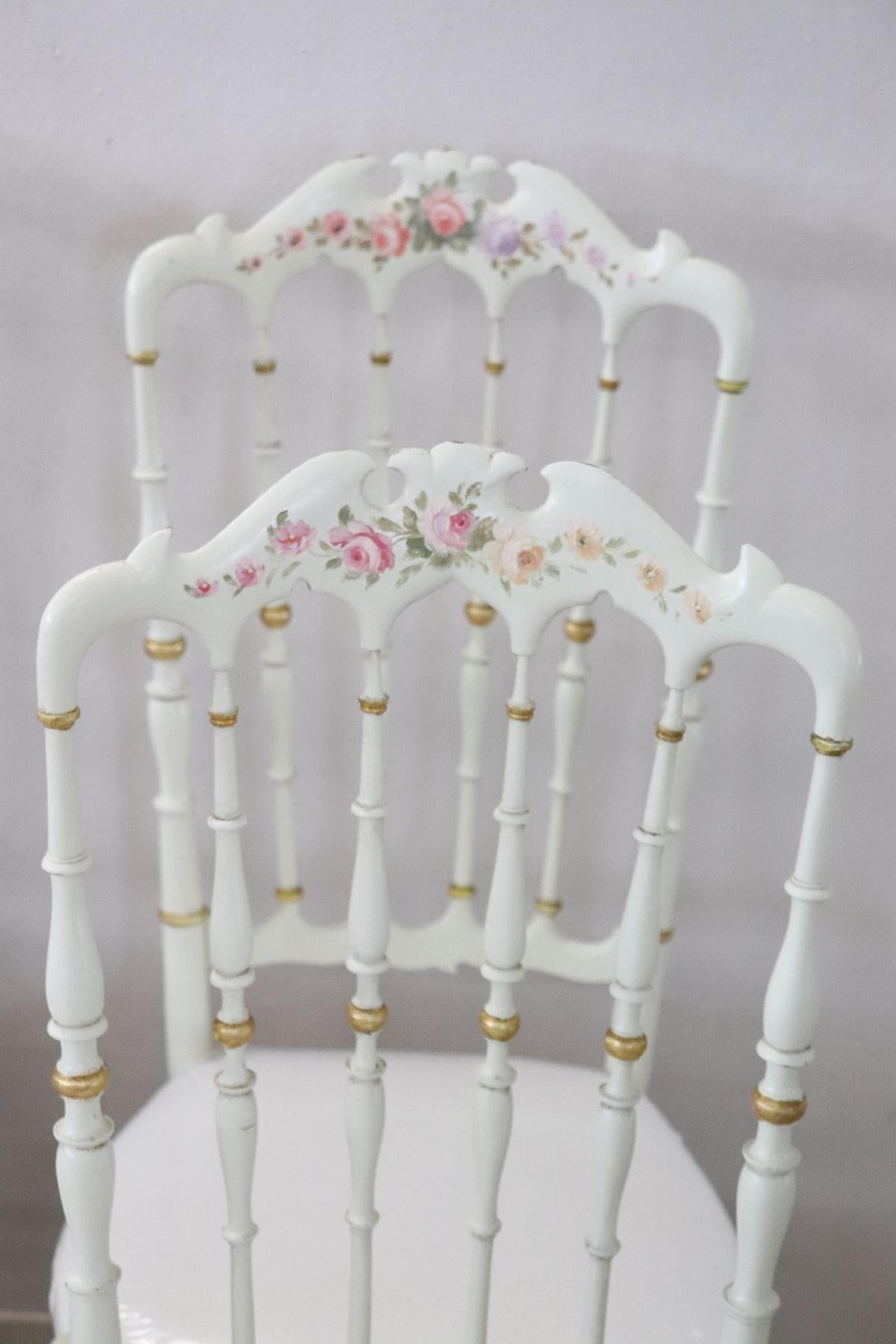 Wood 19th Century Italian Set of eight Turned and Lacquered Famous Chiavari Chairs