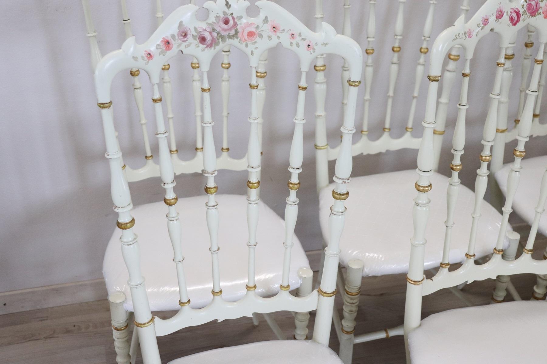 19th Century Italian Set of eight Turned and Lacquered Famous Chiavari Chairs 3
