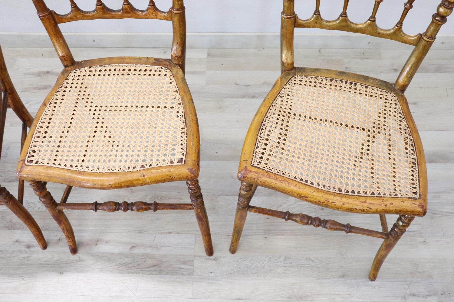 19th Century Italian Set of Five Turned Wood Famous Chiavari Chairs 1