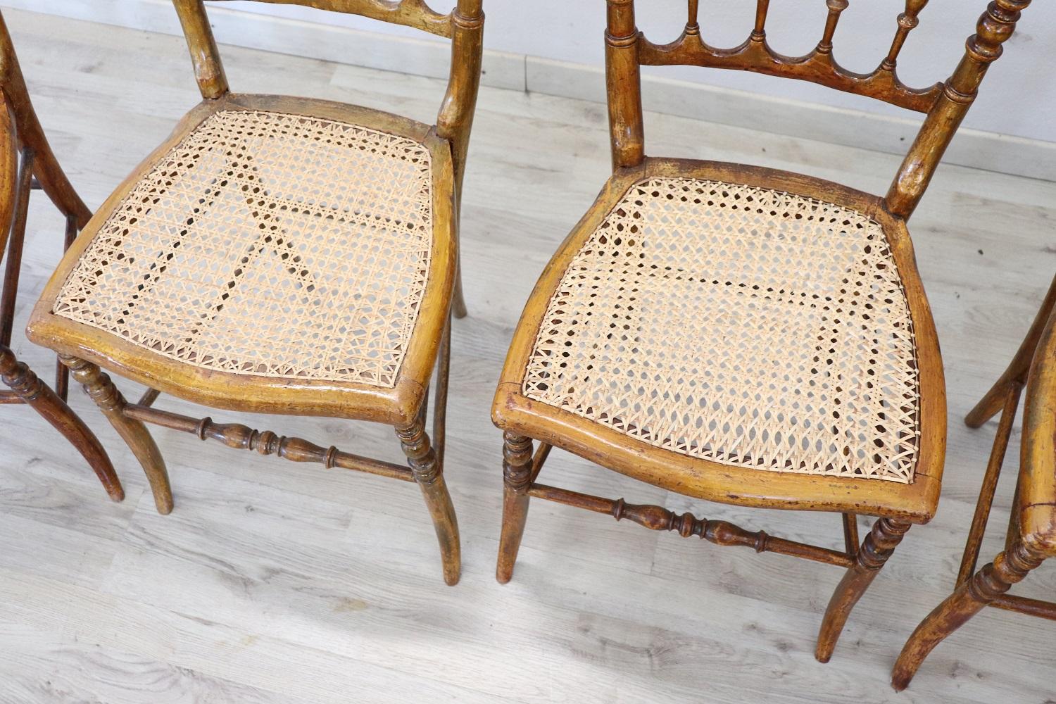 19th Century Italian Set of Five Turned Wood Famous Chiavari Chairs 2