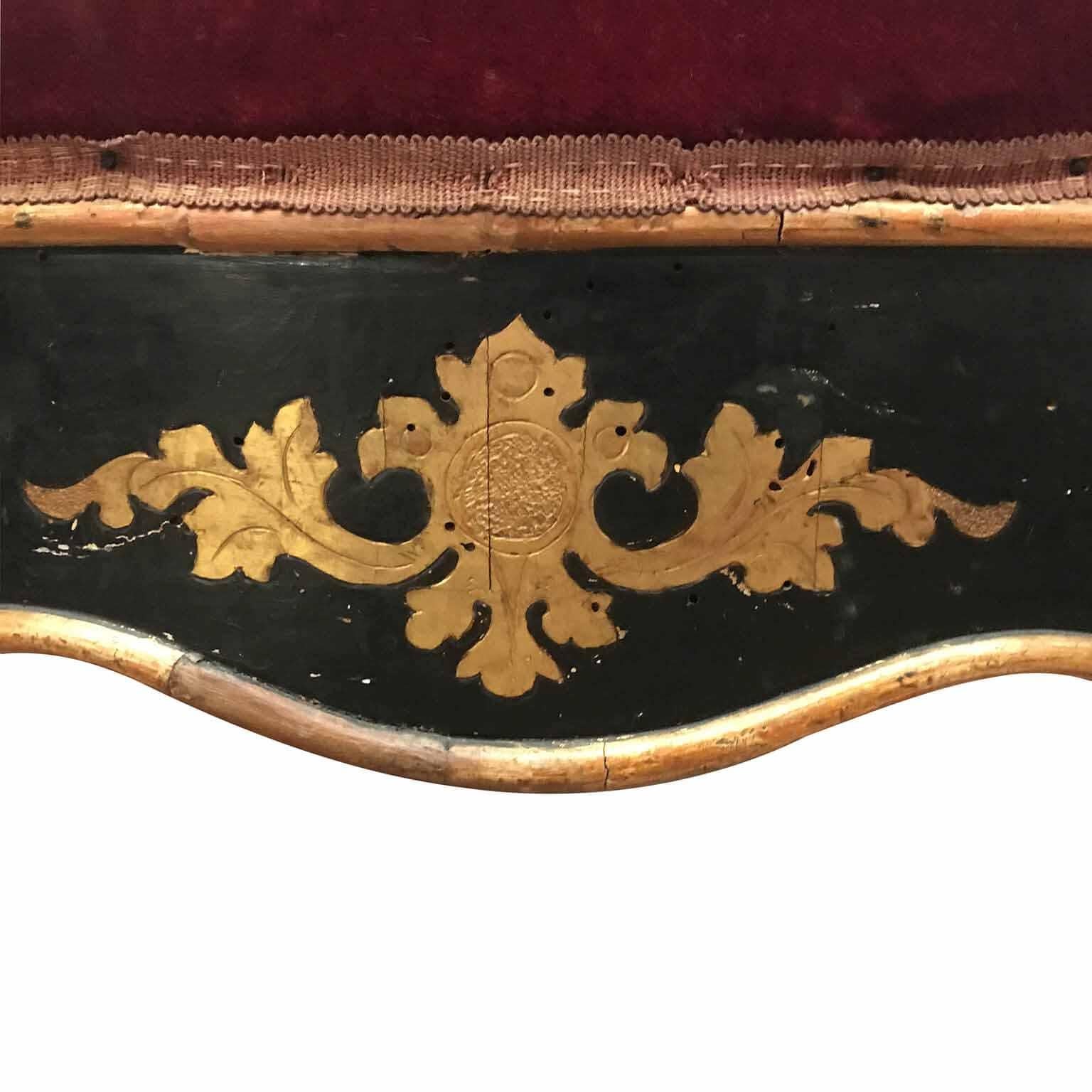 Louis-Philippe Fauteuil sicilien italien du 19ème siècle et repose-pieds en velours rouge doré en vente