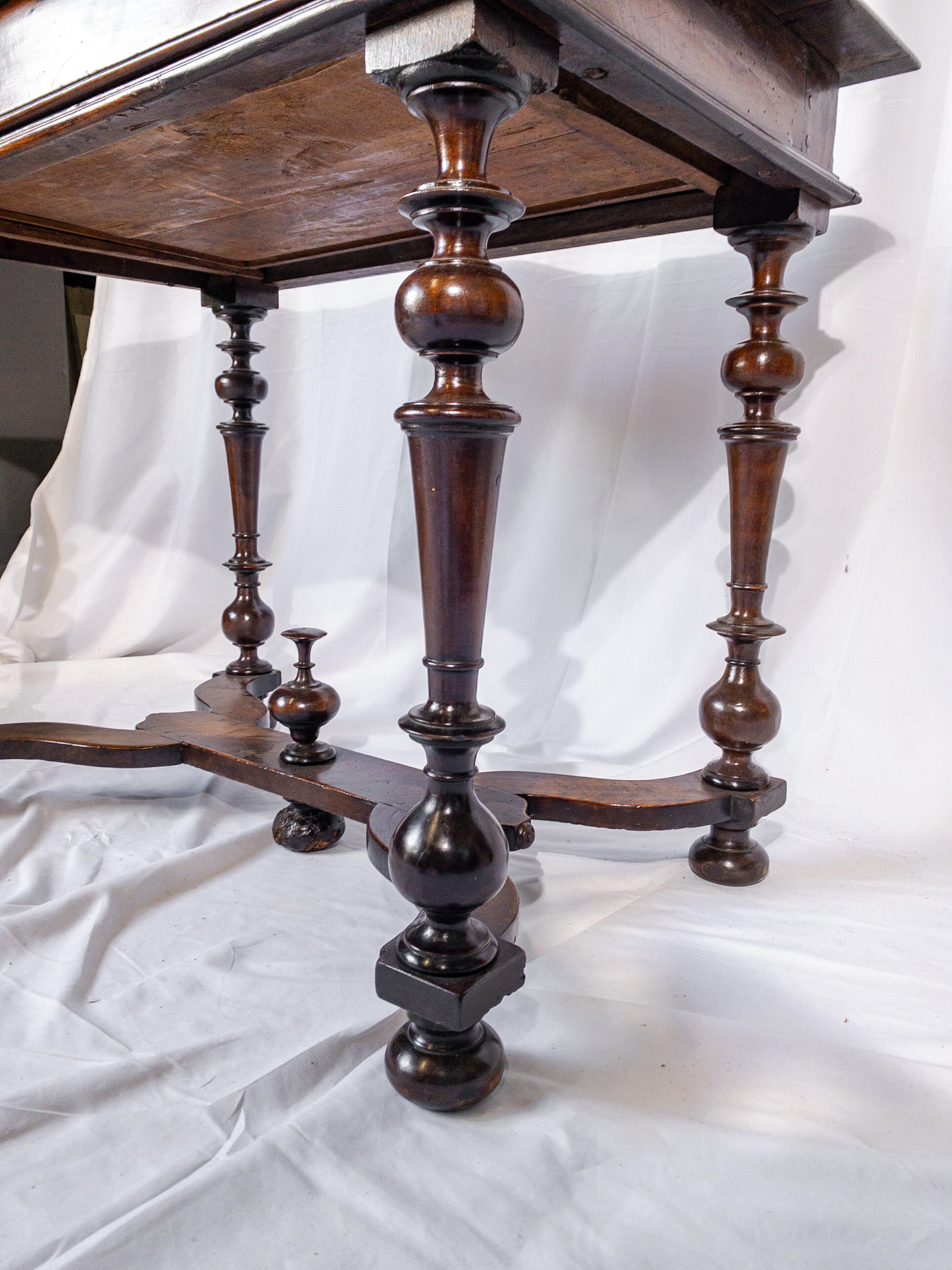 19th Century Italian Side Table with Walnut Marquetry Trim For Sale 4