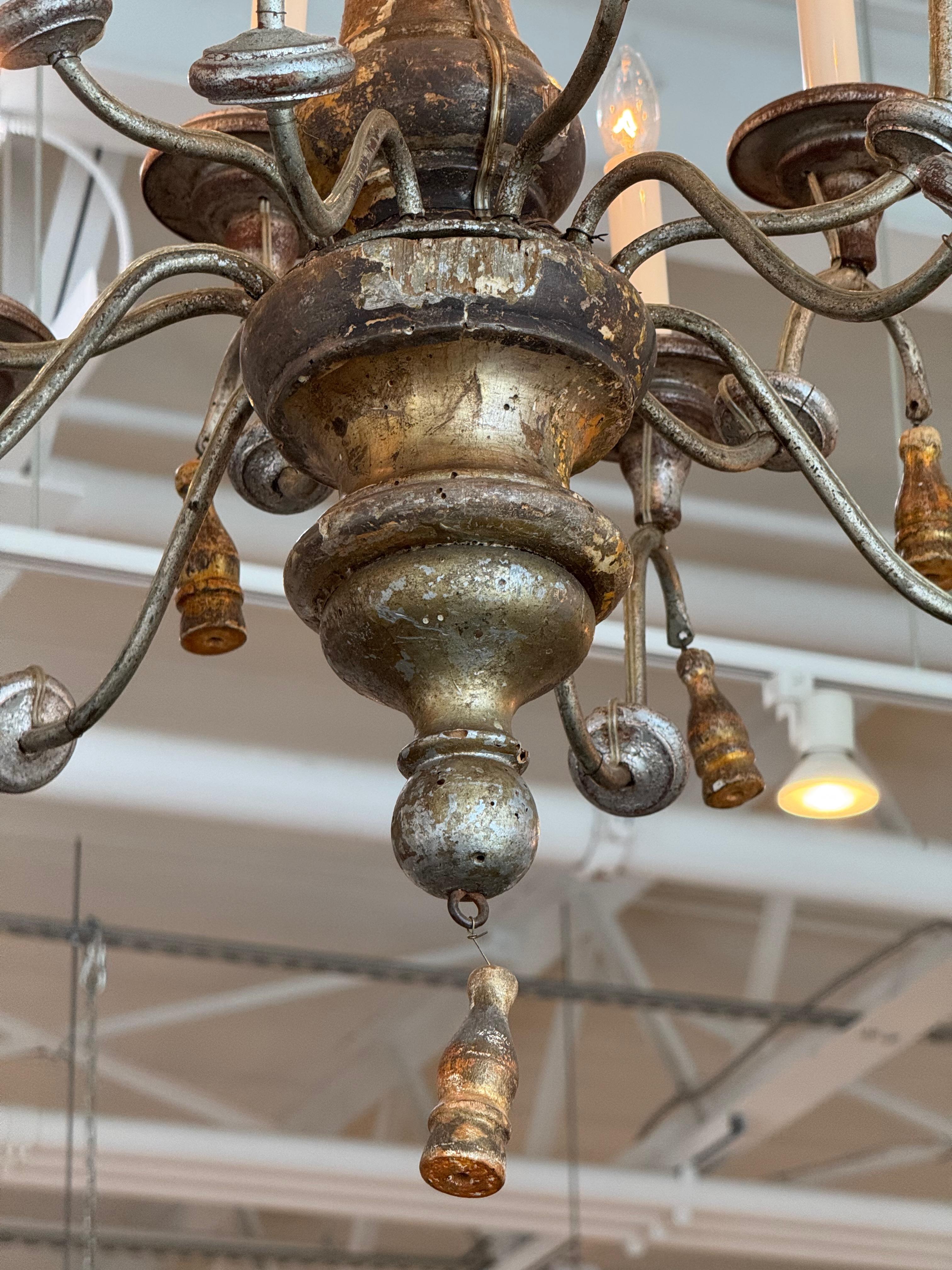 Metallo Lampadario italiano in argento dorato del XIX secolo in vendita