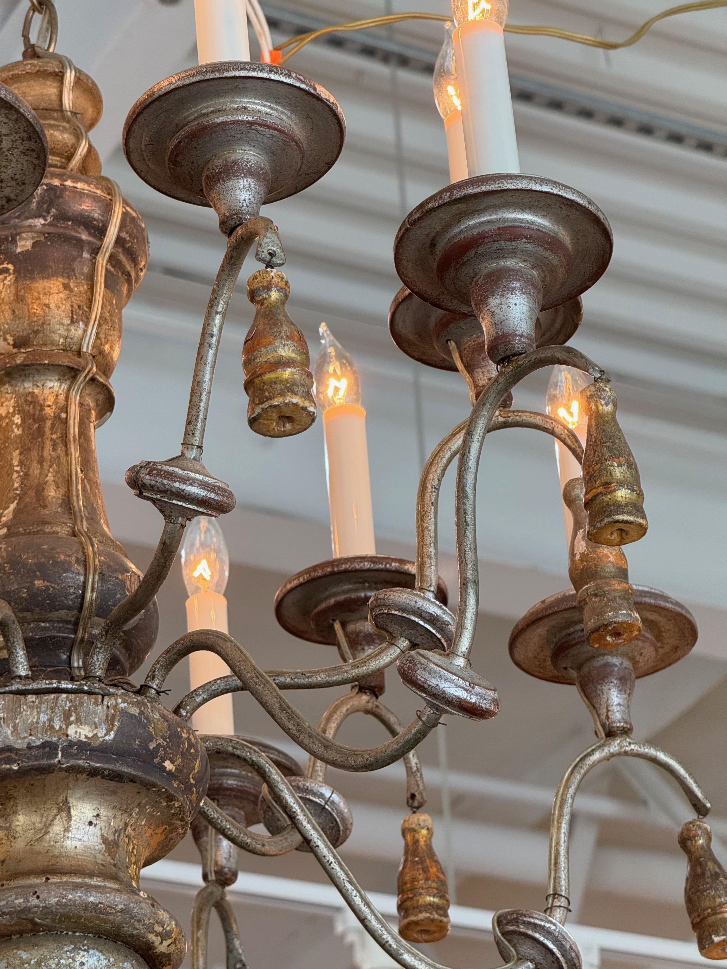 Lampadario italiano in argento dorato del XIX secolo in vendita 1