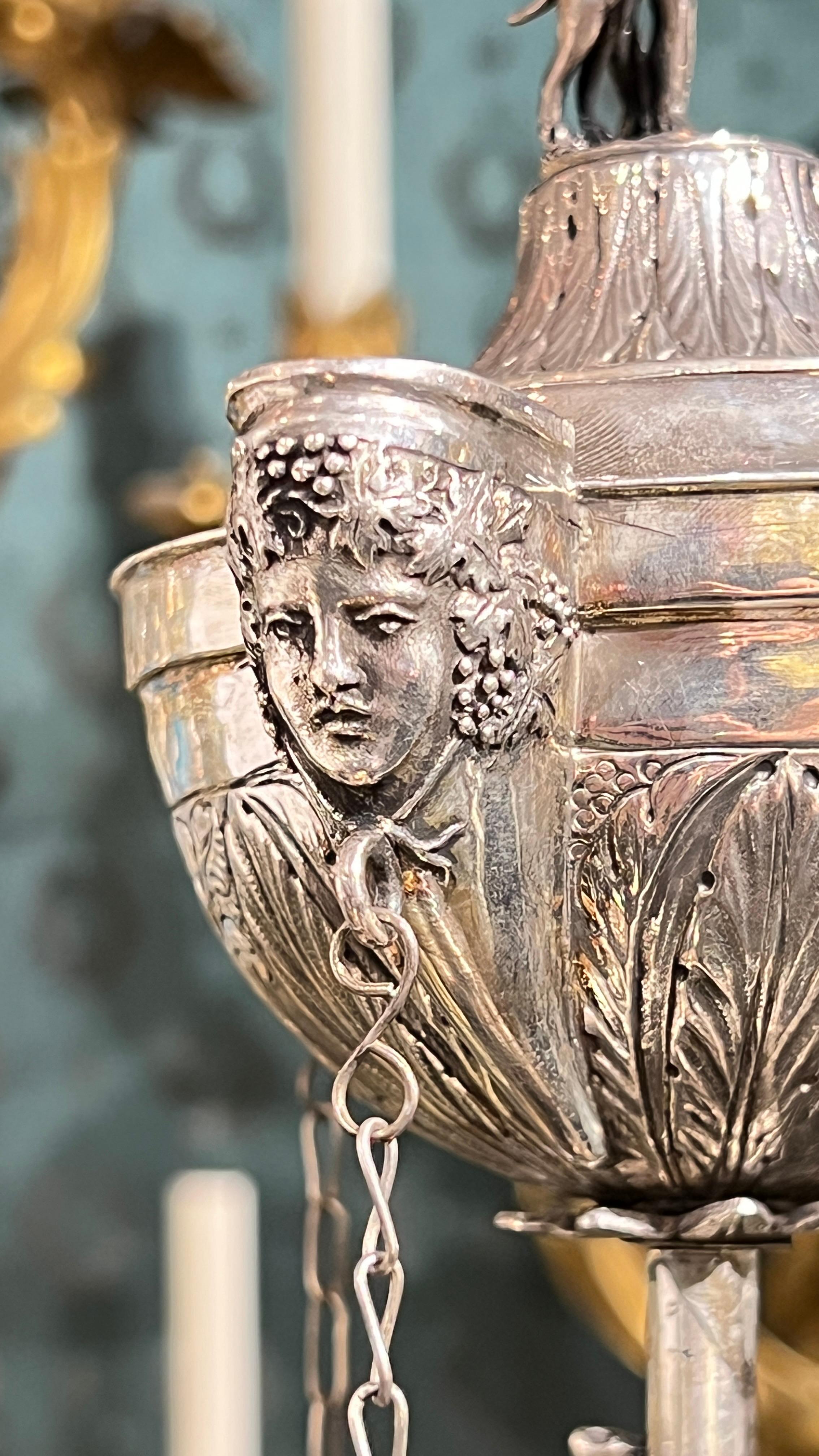 Italienische Silber-Ölgemäldelampe aus dem 19. Jahrhundert mit der Darstellung von Mercury nach Giambologna im Angebot 3