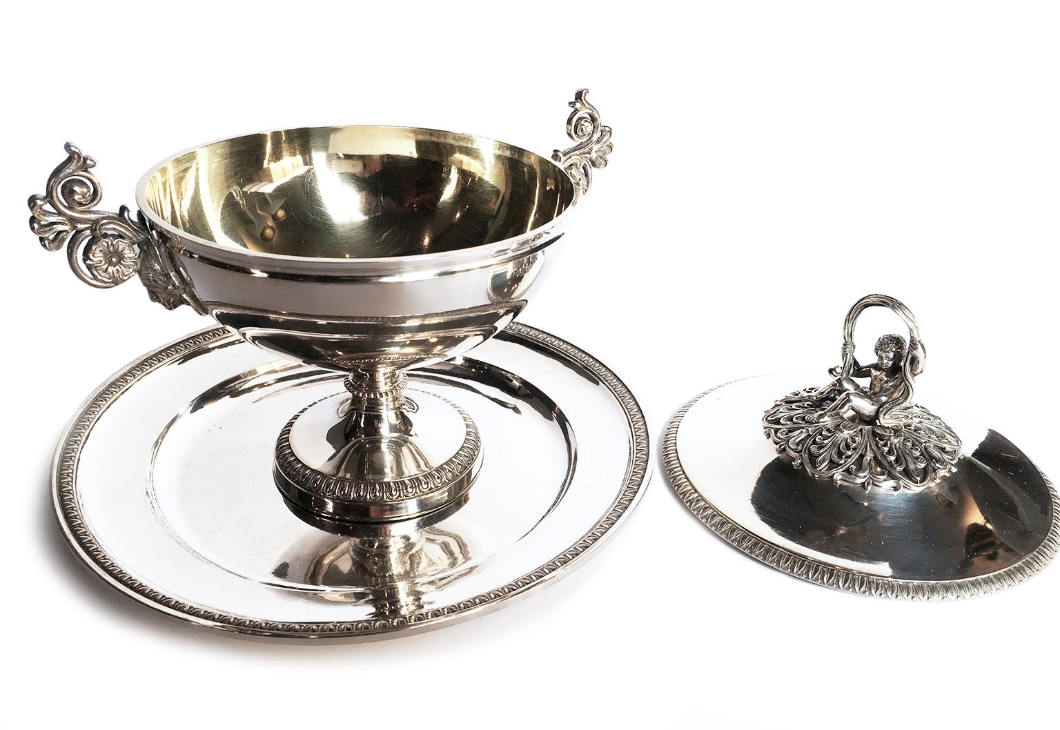 Neoclassical Italian Silver Puerperal Cup or Small Soup Tureen, Milan Circa 1830 For Sale