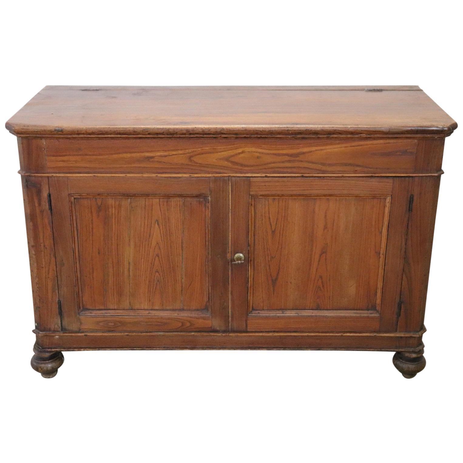 19th Century Italian Solid Oak Wood Small Rustic Sideboard, Buffet or Credenza