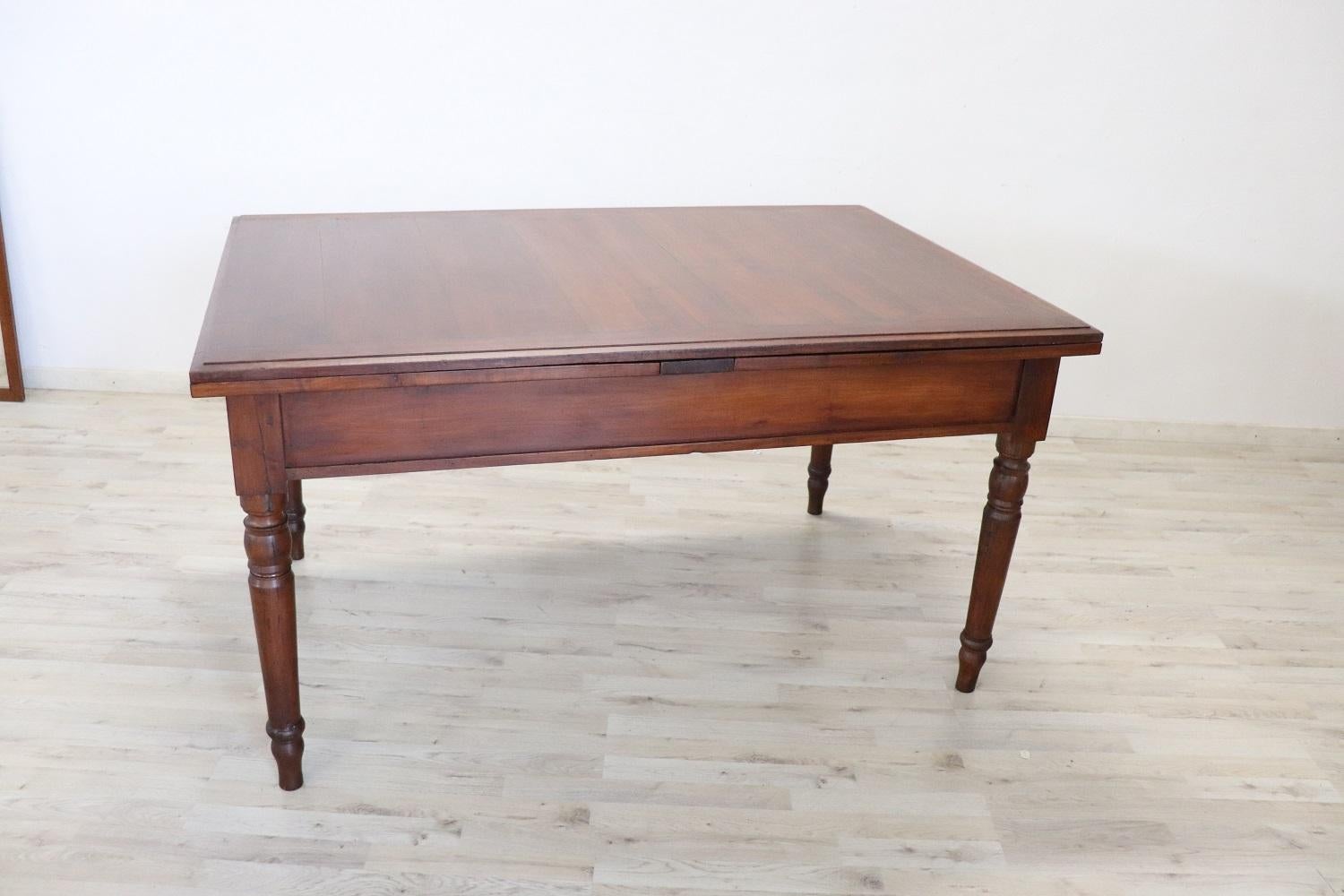 19th Century Italian Solid Walnut Extendable Antique Dining Room Table 5