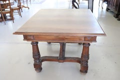 19th Century Italian Solid Walnut Extendable Antique Dining Room Table