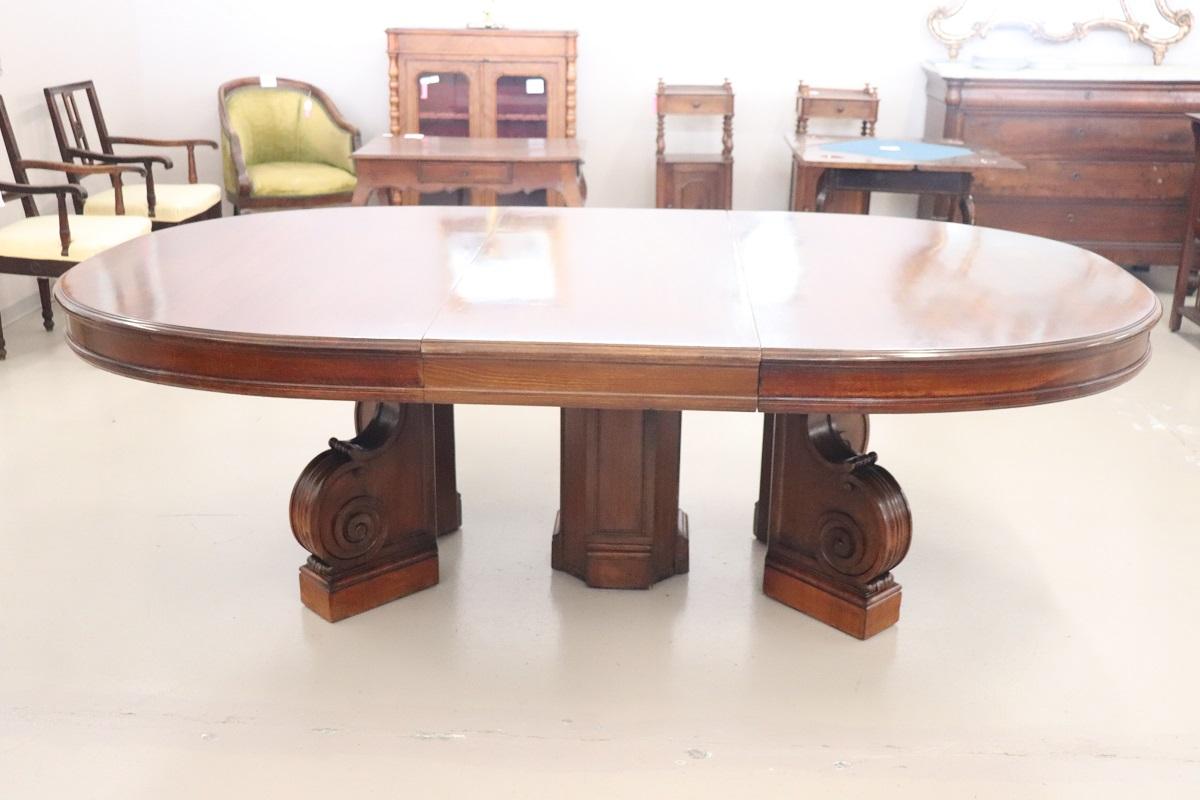 19th Century Italian Solid Walnut Oval Extendable Dining Table Length 307, 08