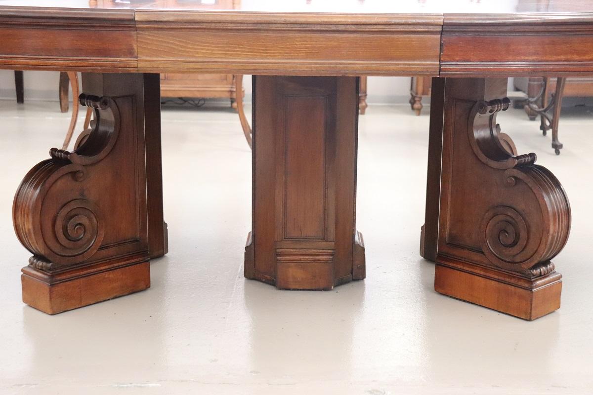 19th Century Italian Solid Walnut Oval Extendable Dining Table Length 307, 08