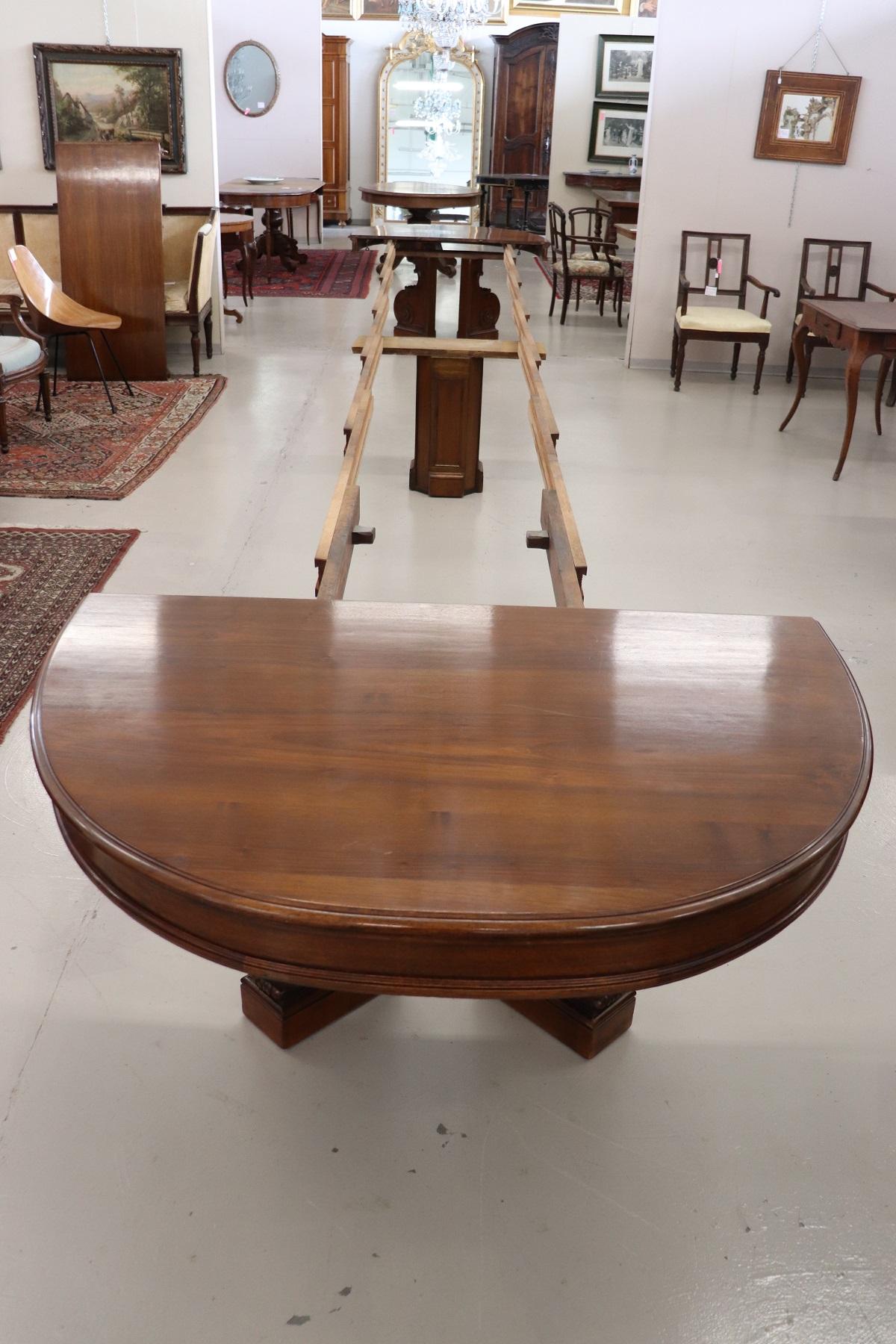 19th Century Italian Solid Walnut Oval Extendable Dining Table Length 307, 08