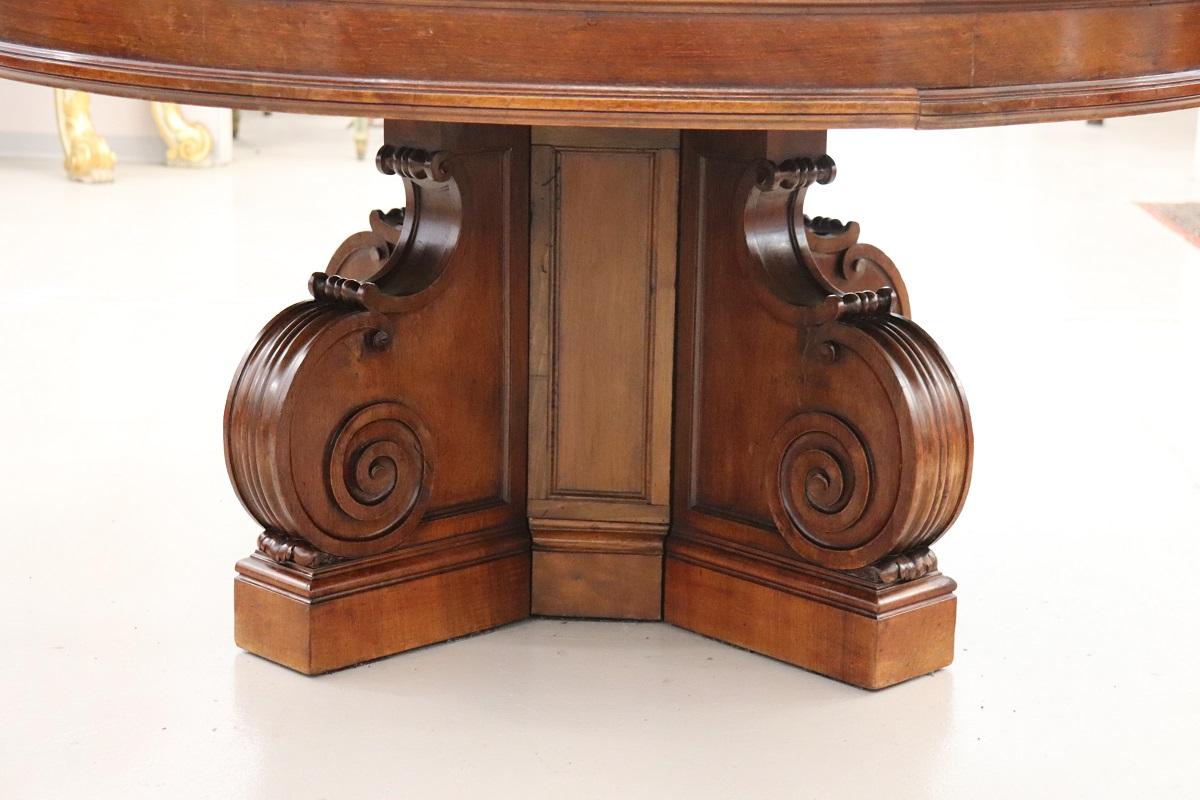 19th Century Italian Solid Walnut Oval Extendable Dining Table Length 307, 08