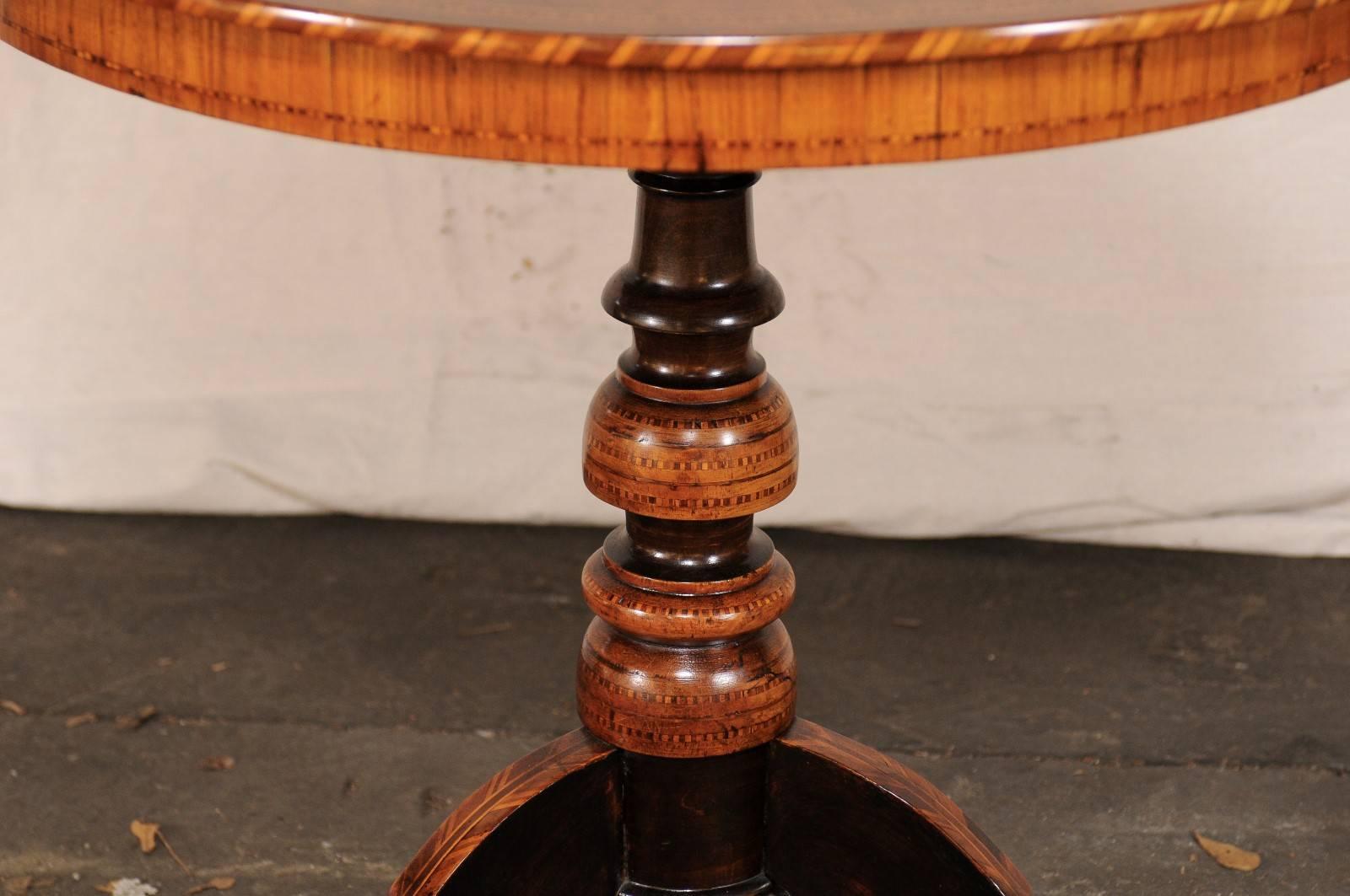 19th Century Italian Sorrento Inlaid Table In Good Condition In Atlanta, GA