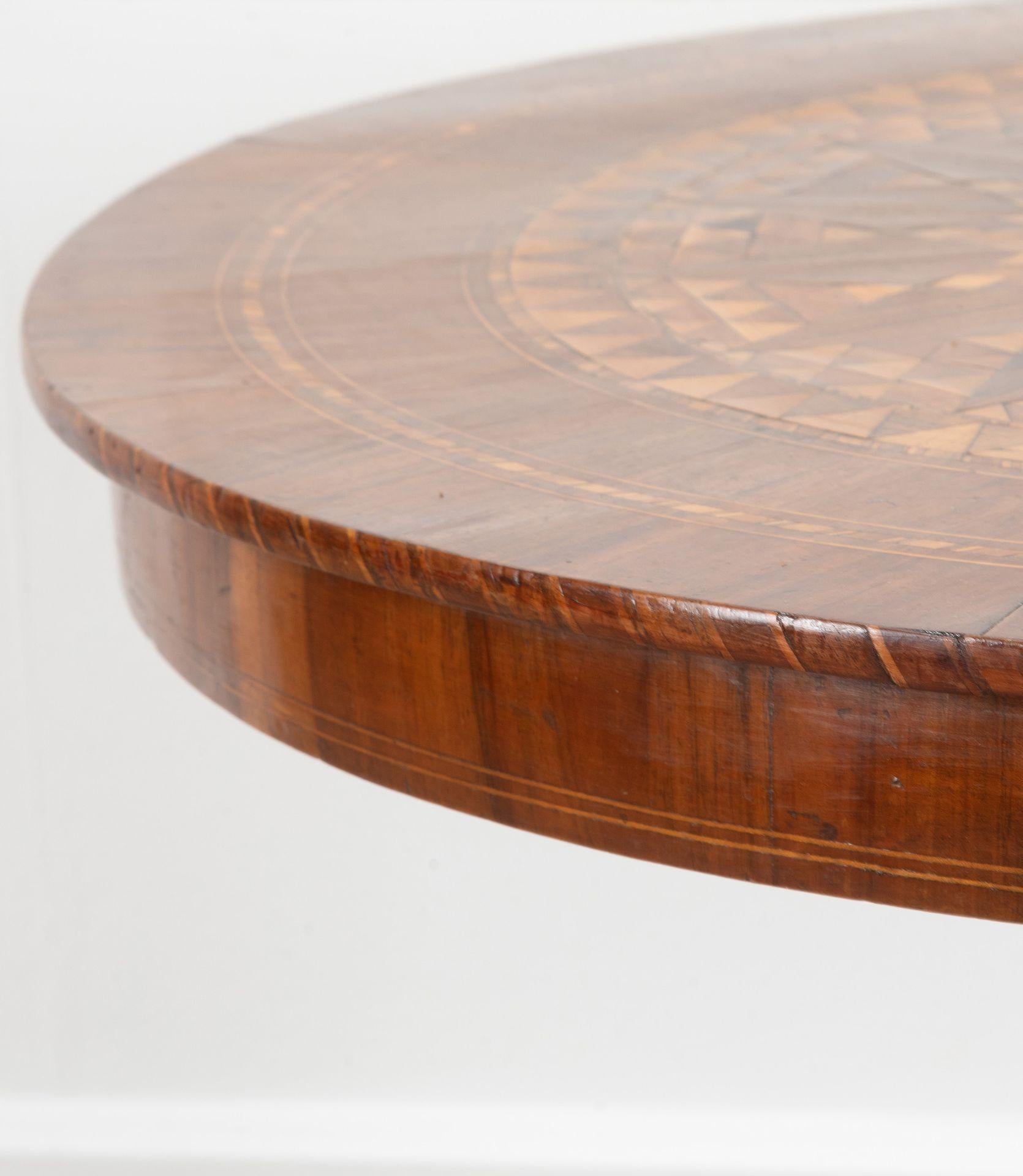 Table italienne Sorrento du 19e siècle Bon état - En vente à Gloucestershire, GB