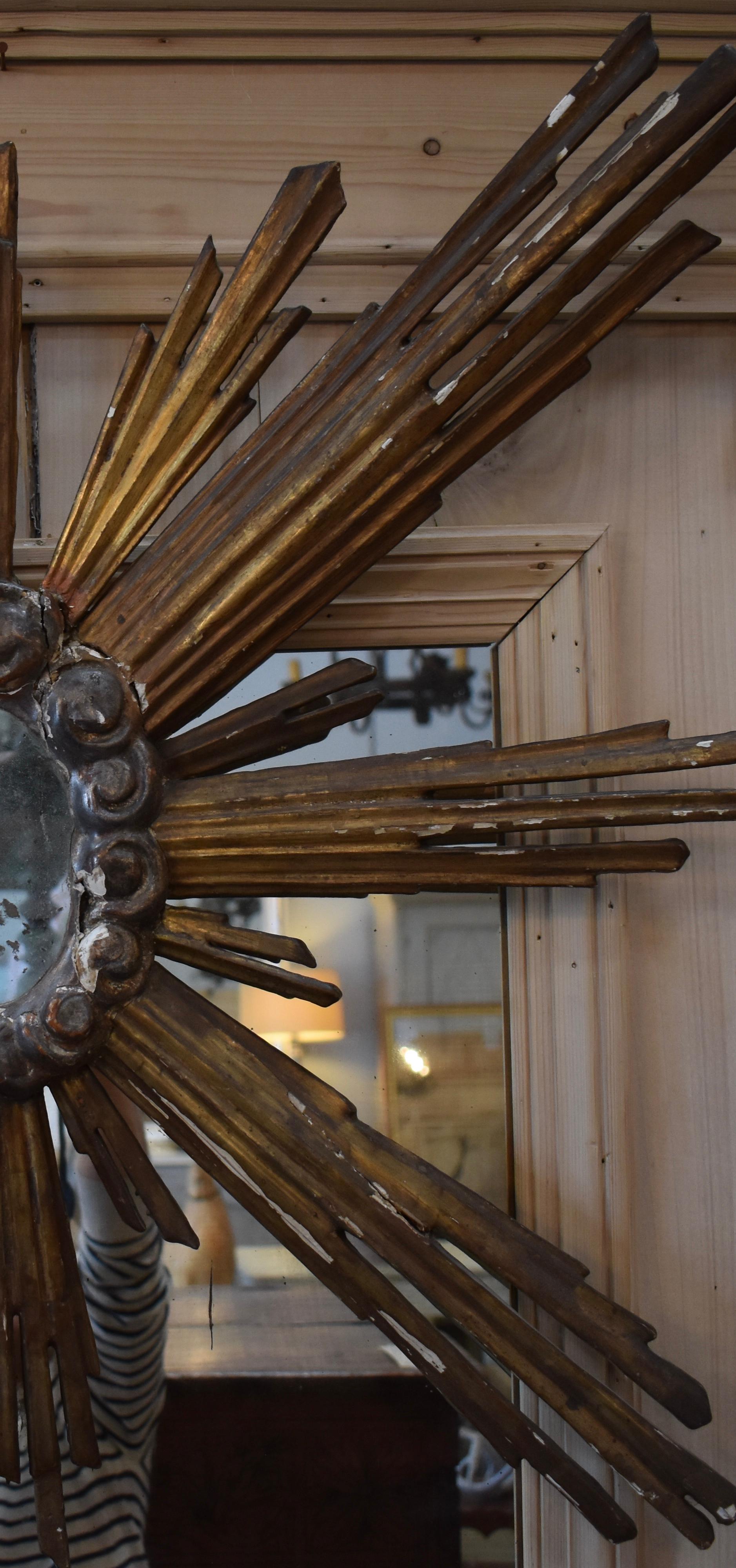19th Century Italian Sunburst Mirror In Good Condition For Sale In Encinitas, CA