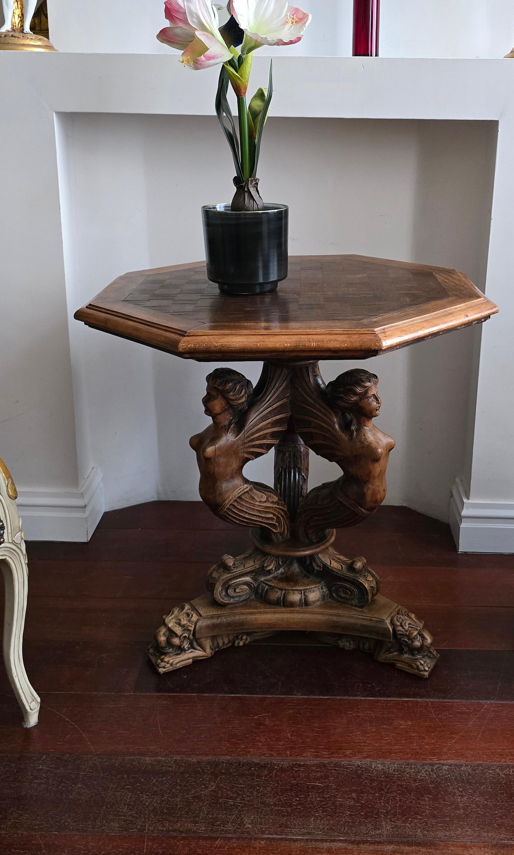 19th Century Italian Table with Carved Female Sphinxes and Lions For Sale 2