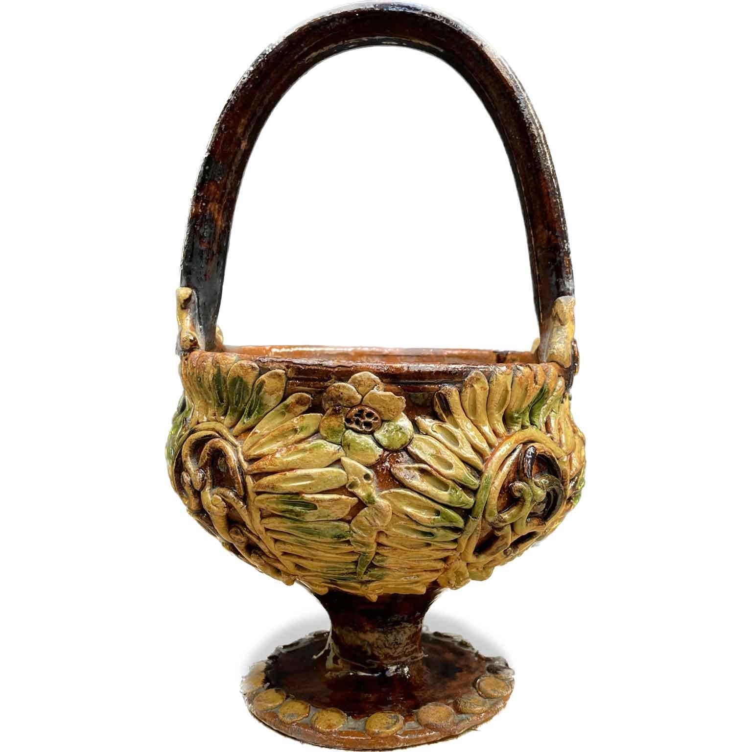 19th Century Italian Terracotta Handled Warmer Vase with Flowers from Tuscany For Sale 1