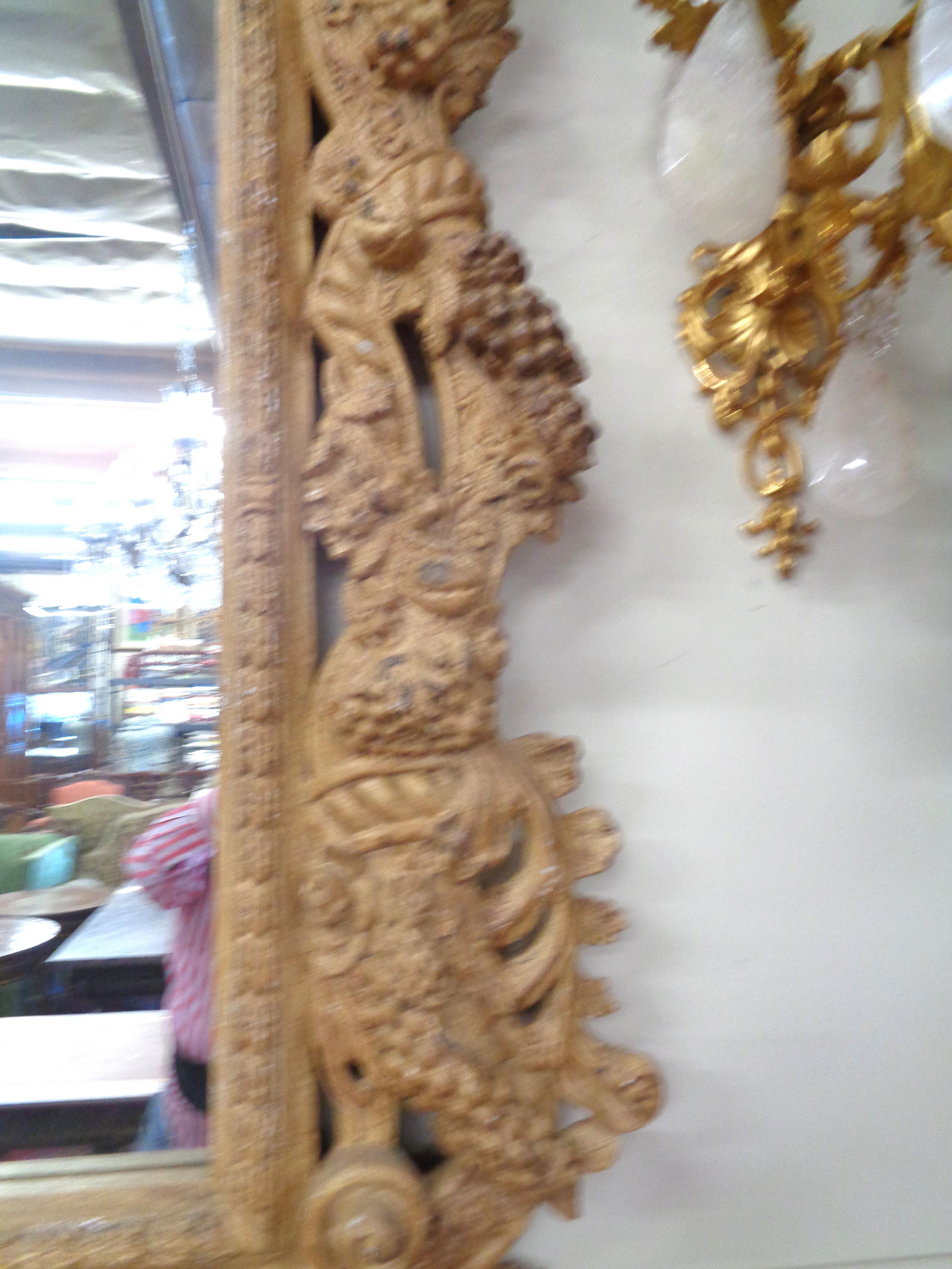 19th Century Italian Three Dimensionally Carved Mirror, circa 1880 For Sale 2