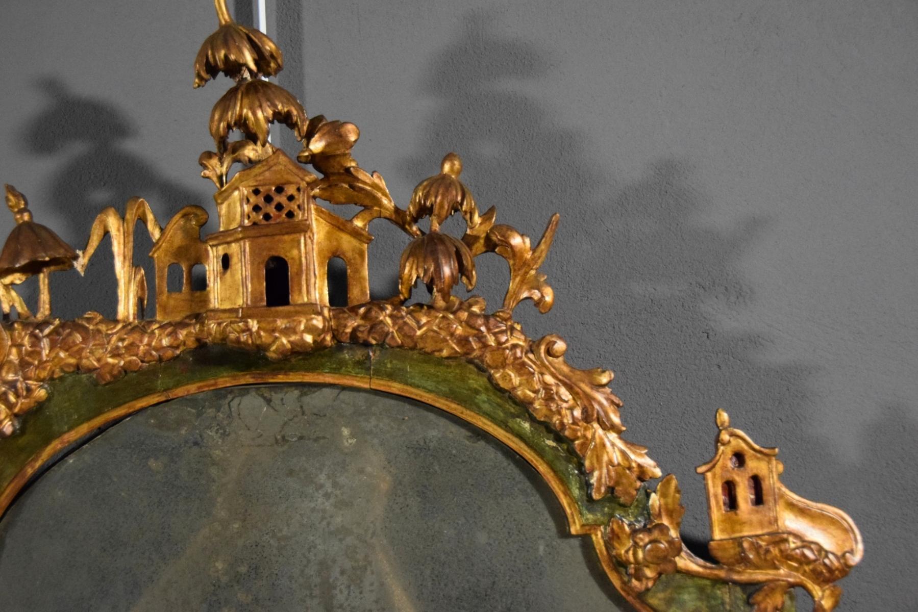 19th Century, Italian Venetian Gilded Lacquered Wood Mirror 9