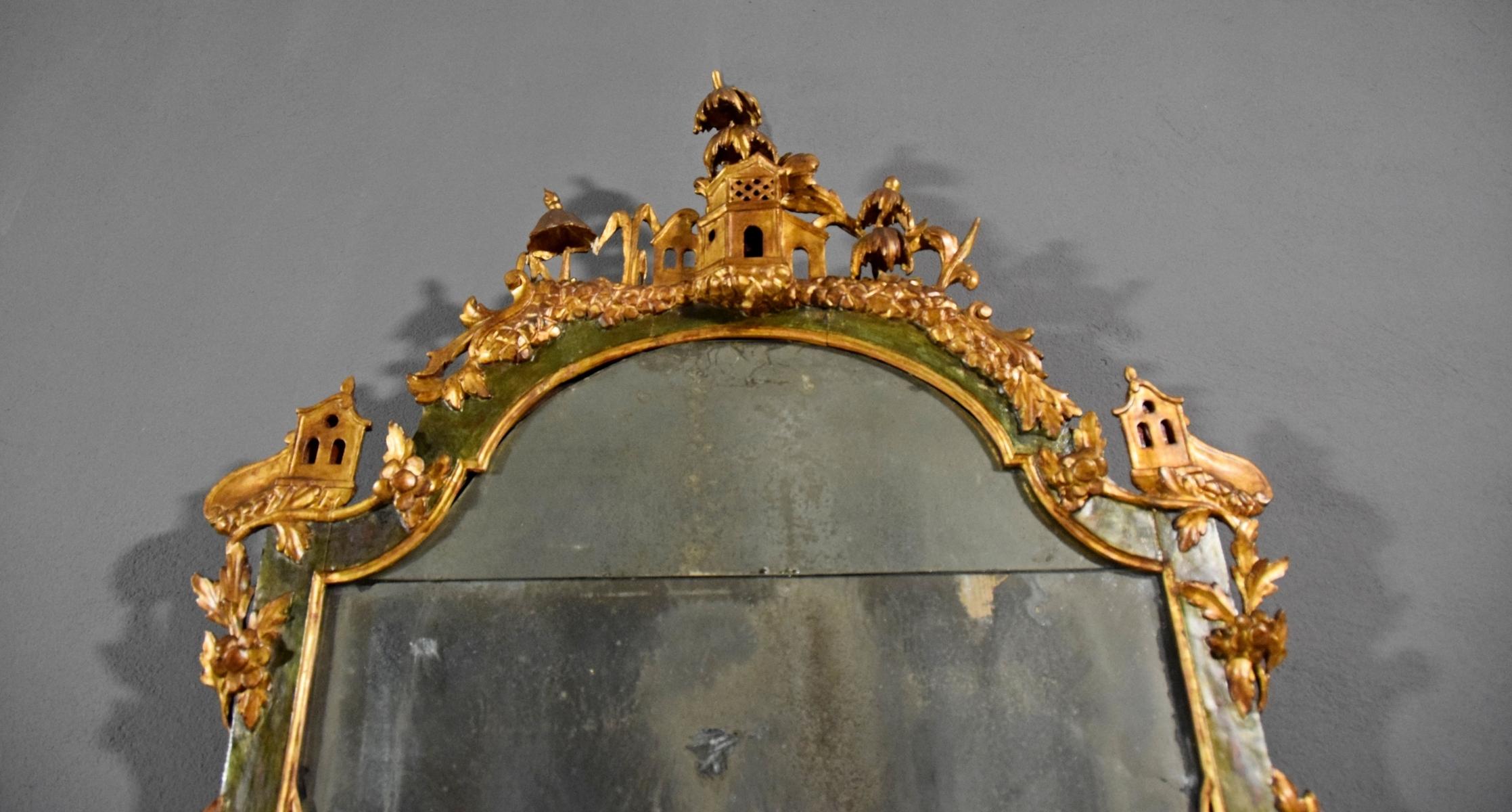 19th Century, Italian Venetian Gilded Lacquered Wood Mirror 5