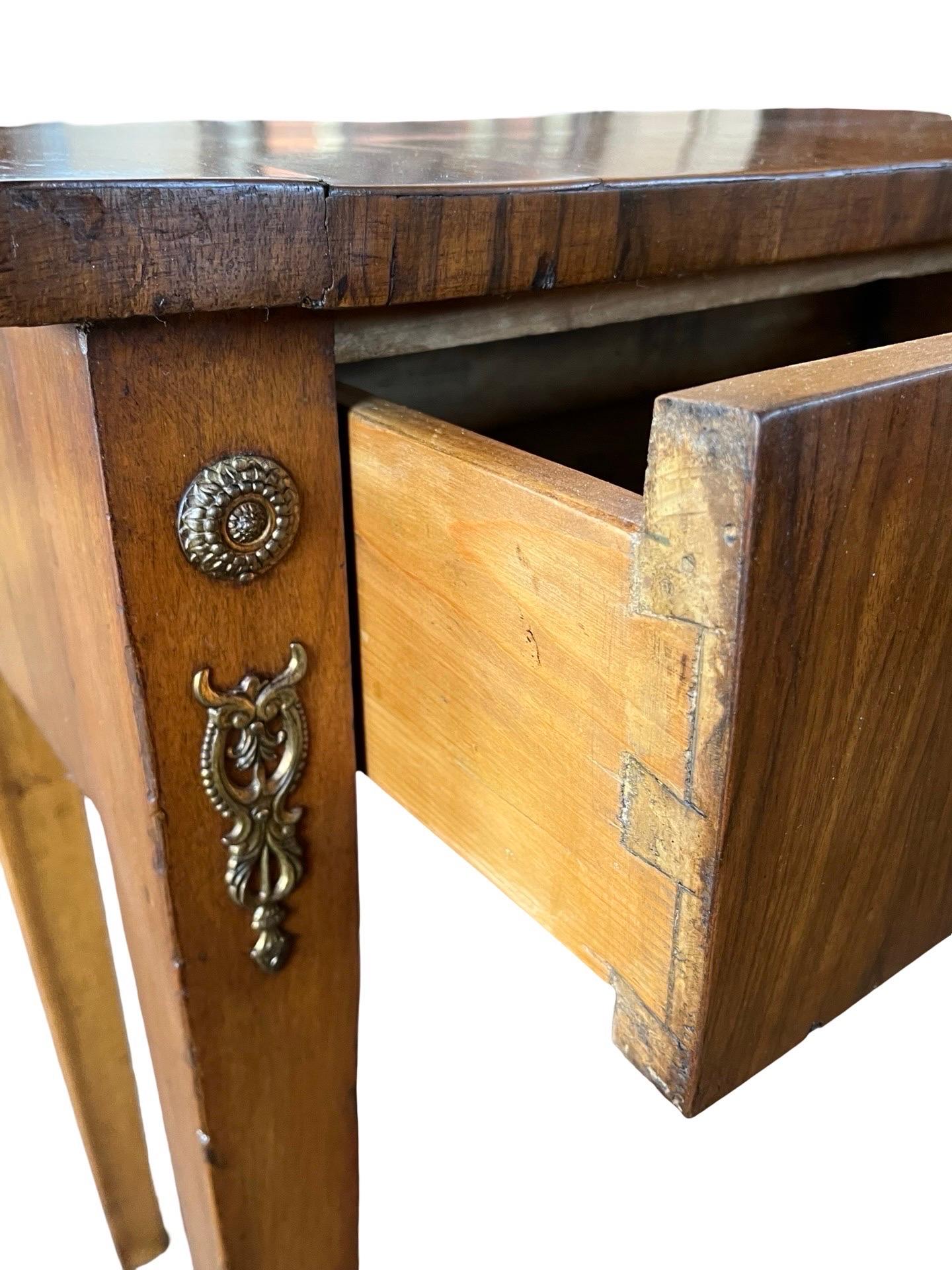 Empire 19th Century Italian Walnut Bedside Tables Pair For Sale