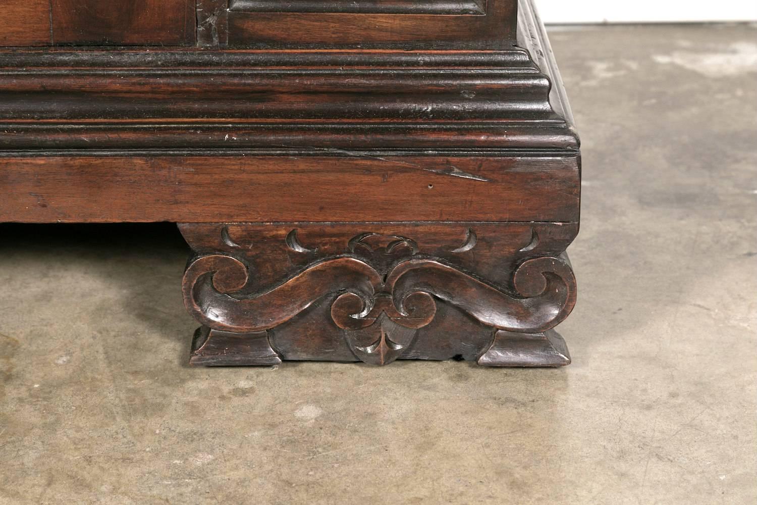 19th Century Italian Walnut Buffet with Bookmatched Front 10