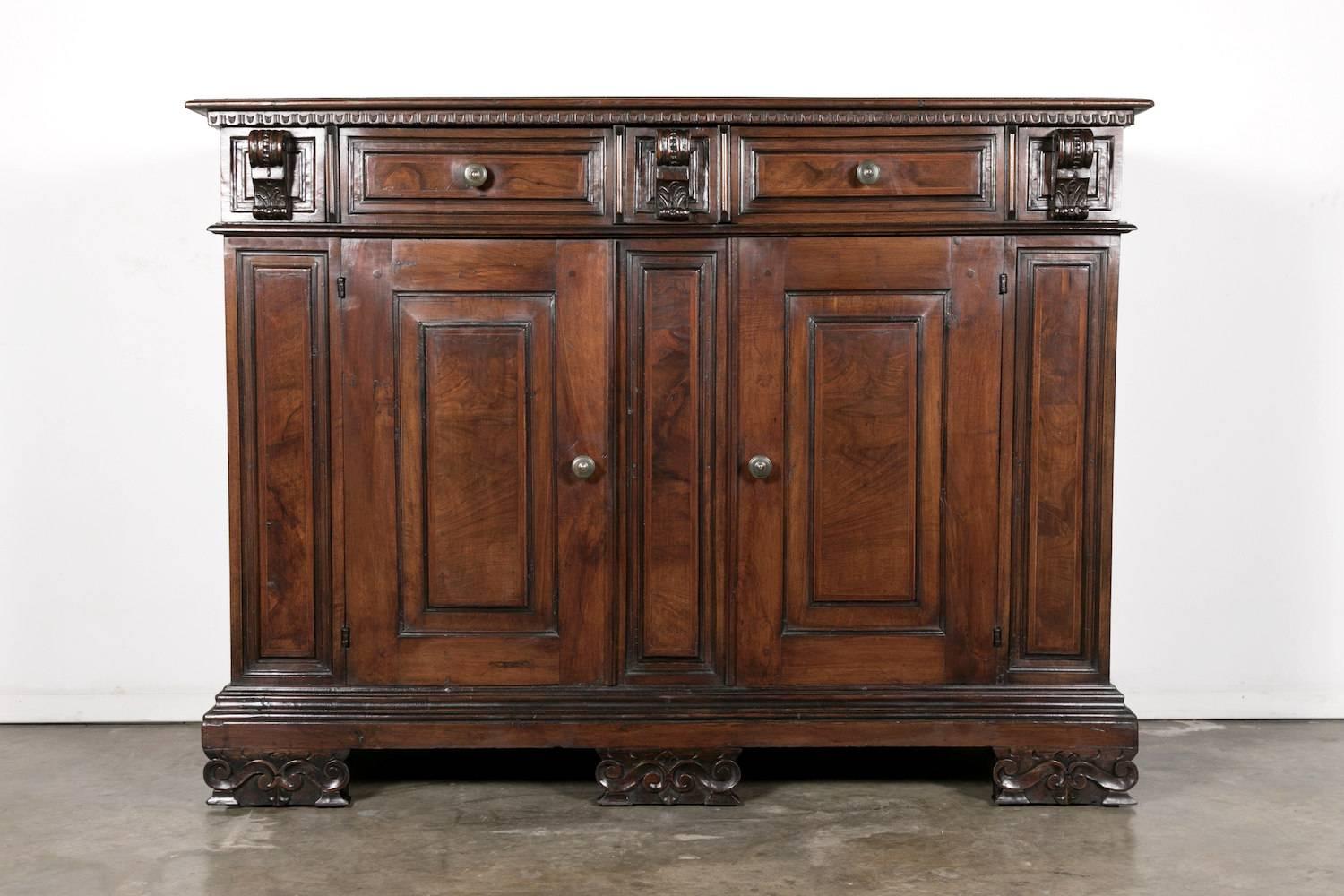 19th Century Italian Walnut Buffet with Bookmatched Front 1