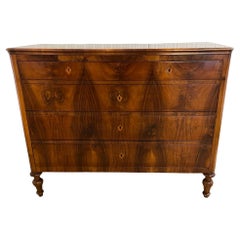 Commode Carlo X en noyer italien du 19e siècle